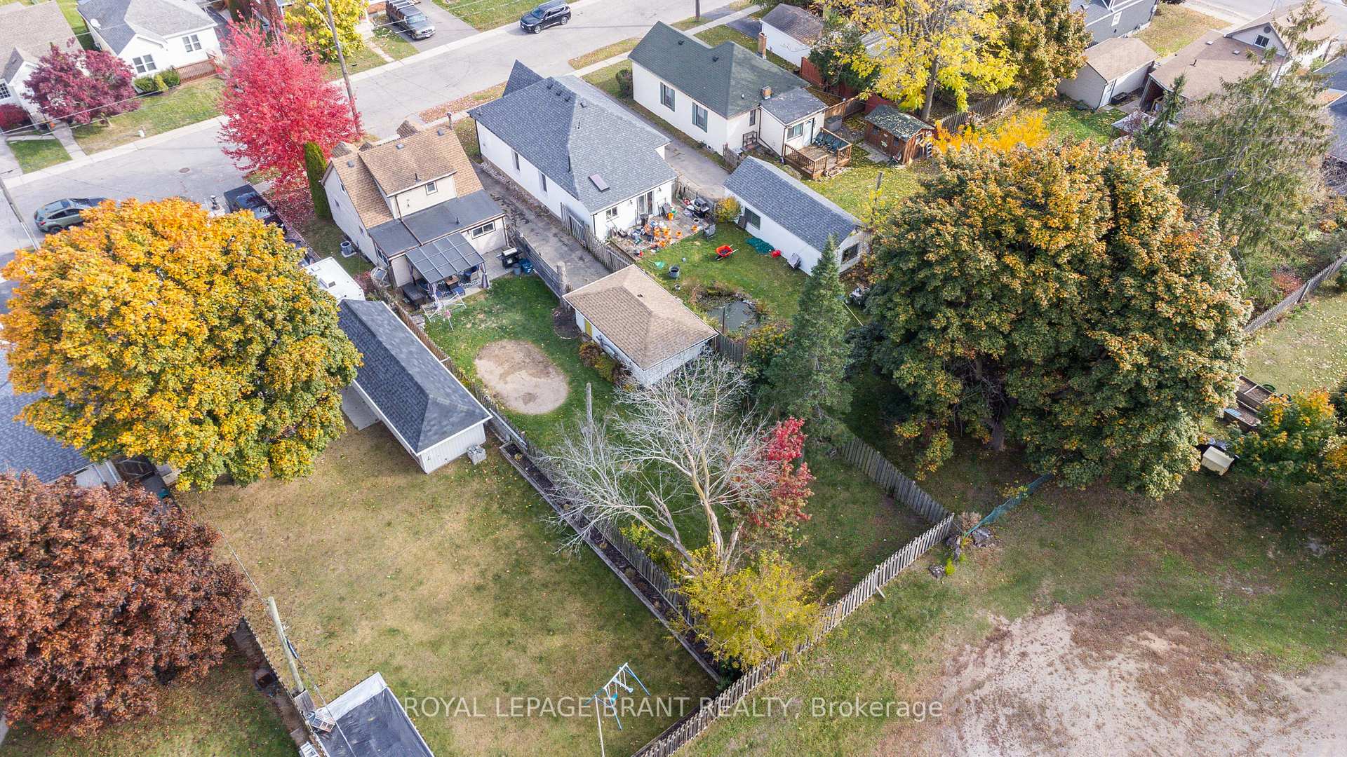 Photo 25 of 9 Alma Street, Brantford — HOMEH