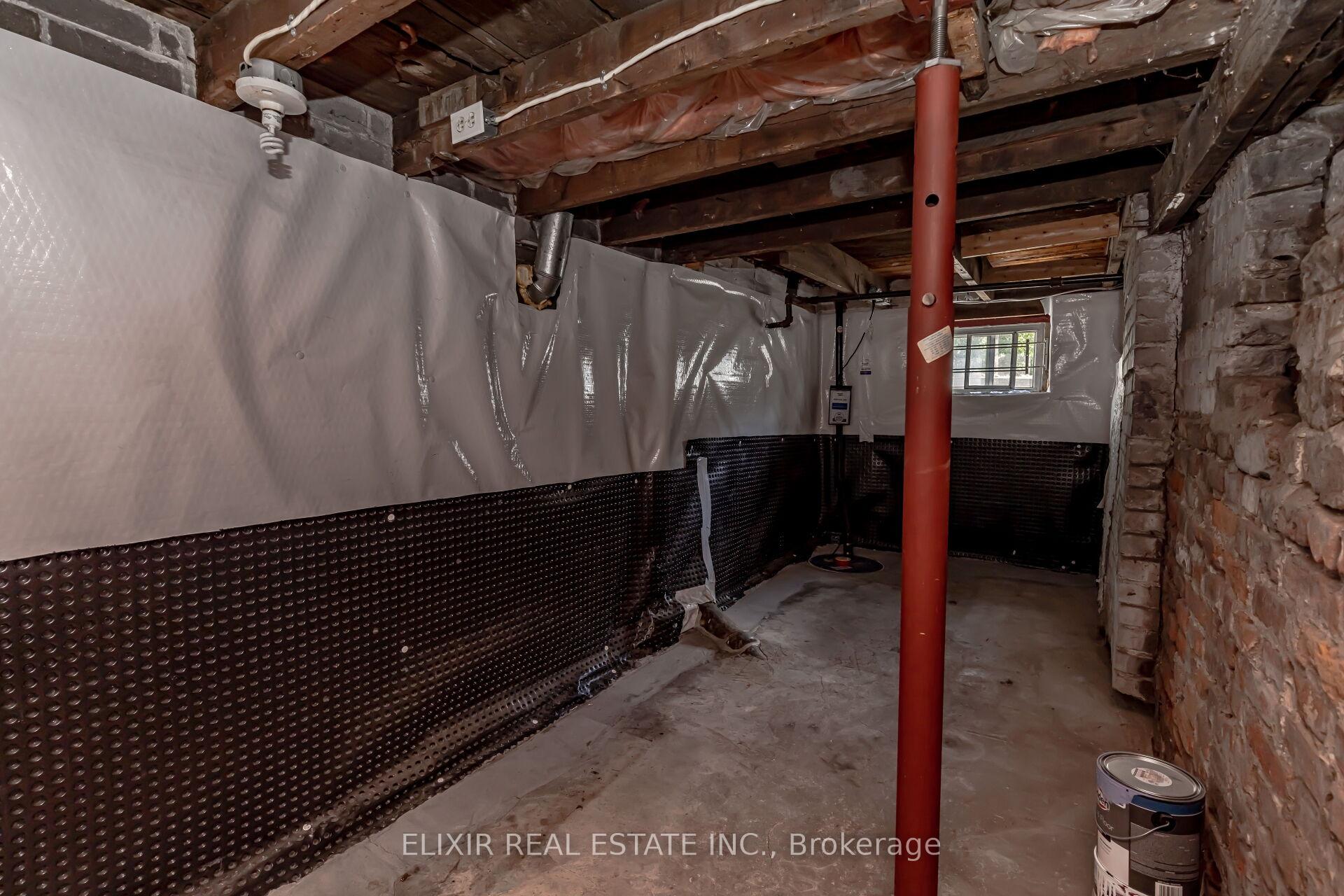 Photo 28 of 2A Battenberg Avenue, Toronto, Woodbine Corridor — HOMEH