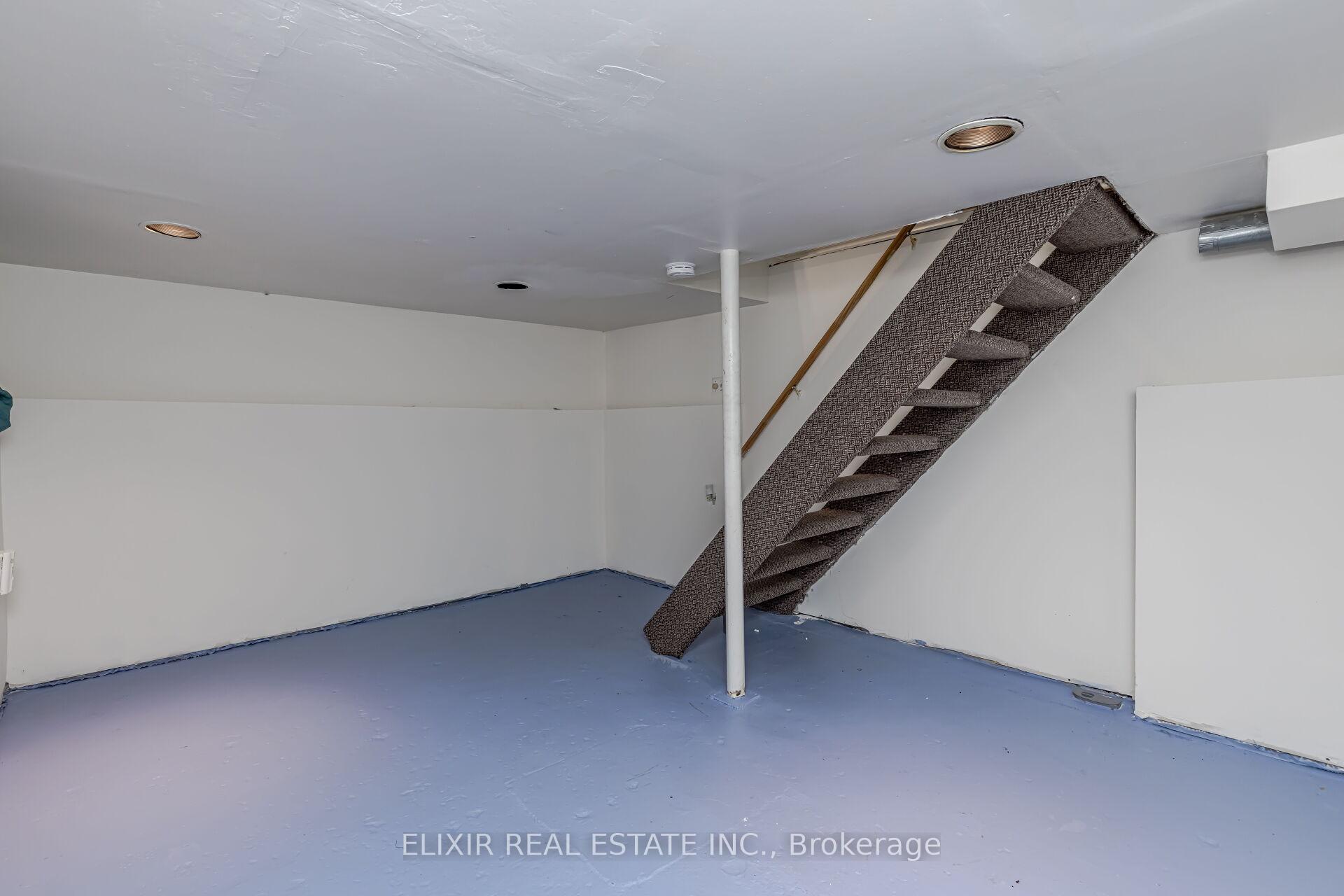 Photo 31 of 2A Battenberg Avenue, Toronto, Woodbine Corridor — HOMEH