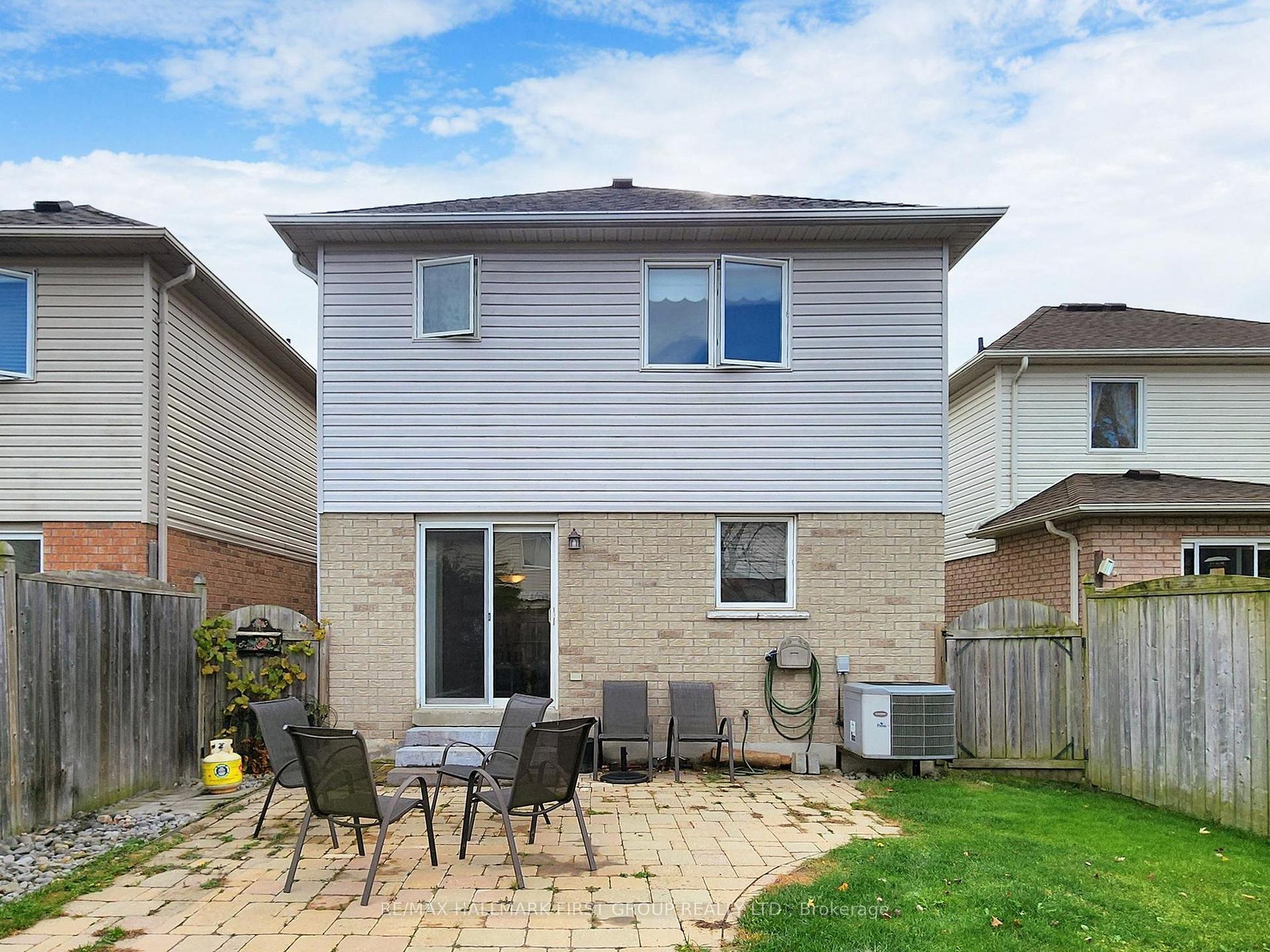 Photo 18 of 149 Madden Place, Clarington, Bowmanville — HOMEH