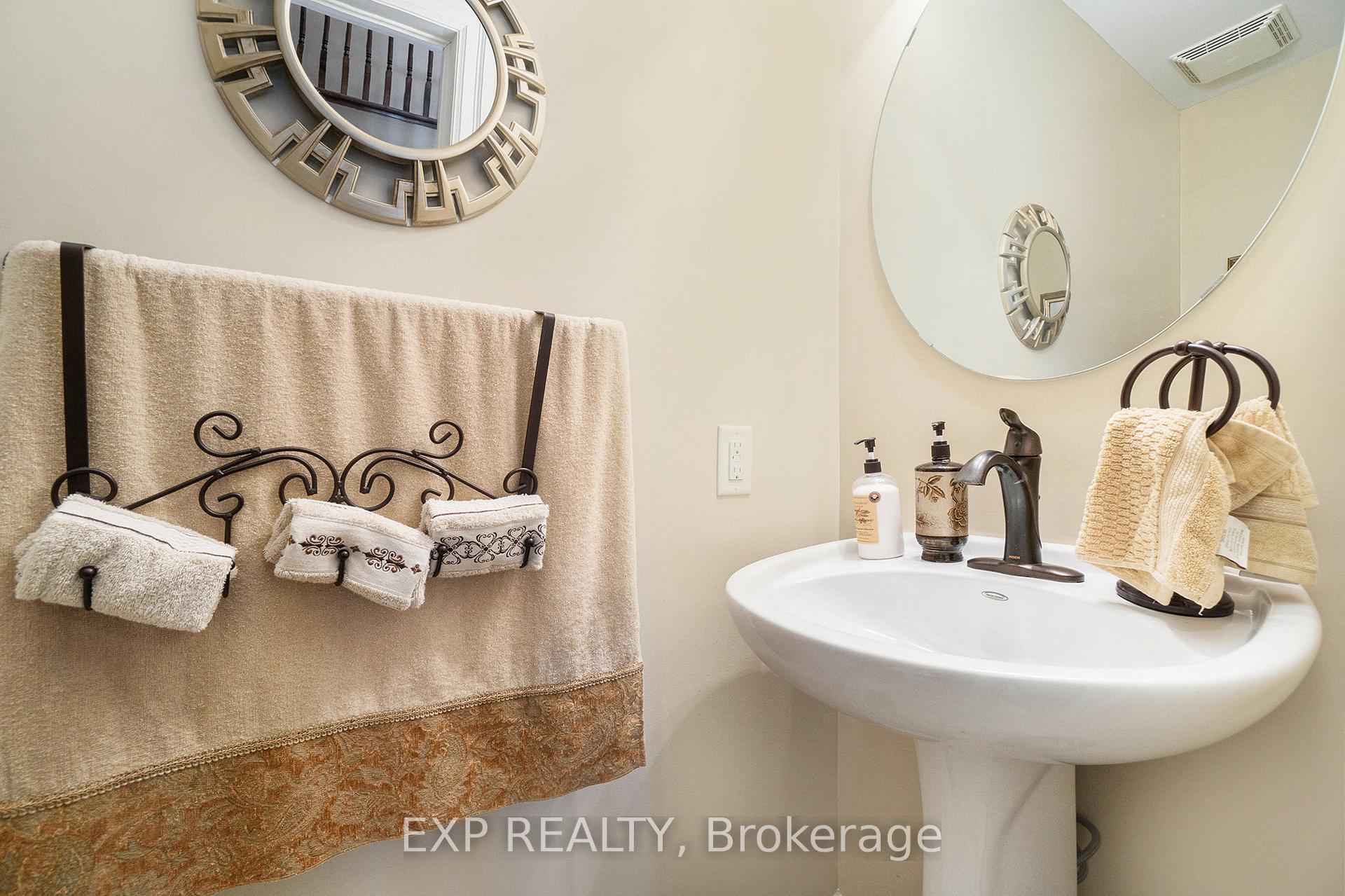 Photo 10 of 418 Cavesson Street, Ottawa, Kanata - Emerald Meadows/Trailwest — HOMEH