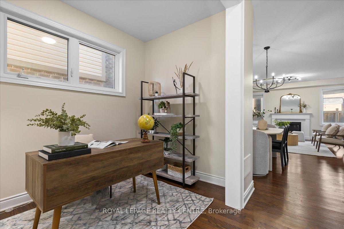 Photo 2 of 263 Grovehill Crescent, Kitchener — HOMEH