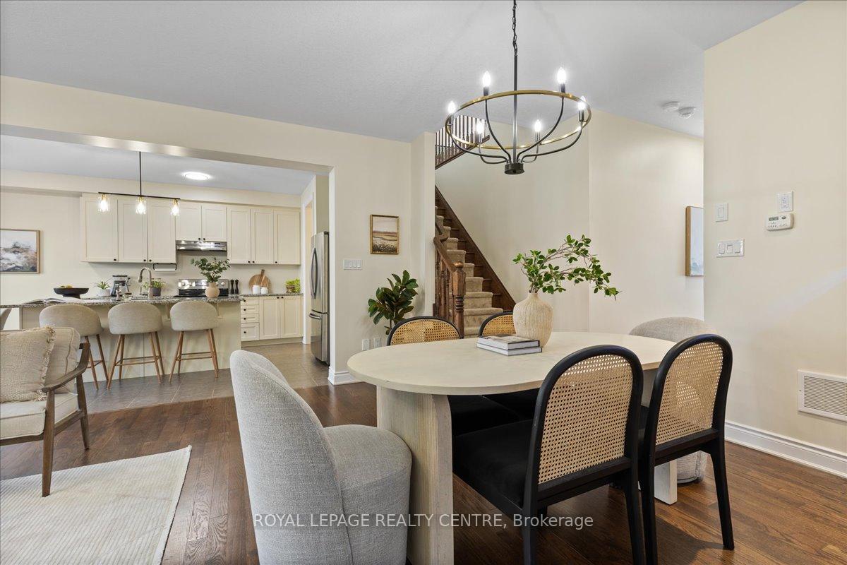 Photo 16 of 263 Grovehill Crescent, Kitchener — HOMEH