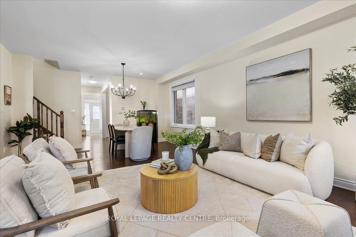 Photo 14 of 263 Grovehill Crescent, Kitchener — HOMEH