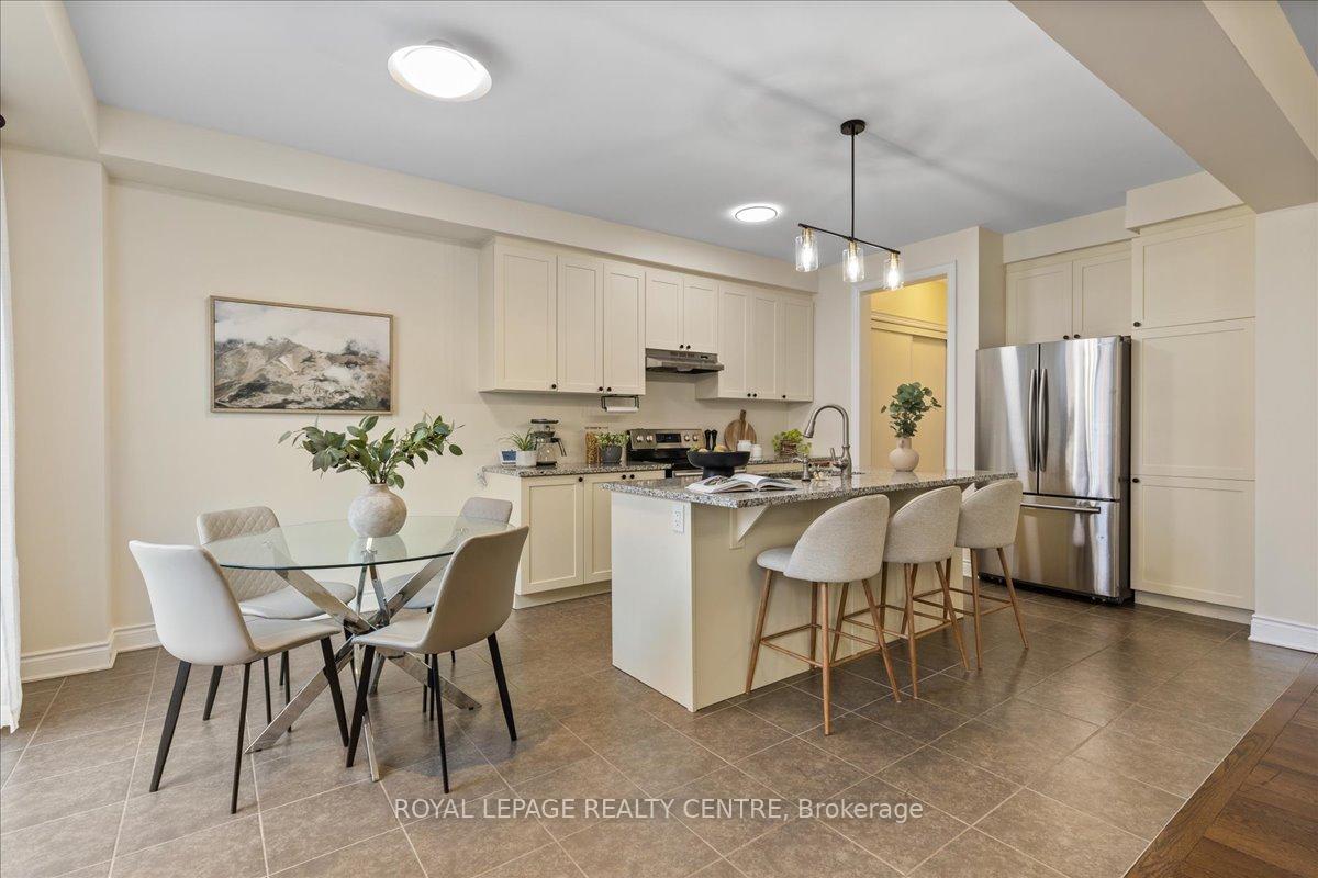 Photo 13 of 263 Grovehill Crescent, Kitchener — HOMEH
