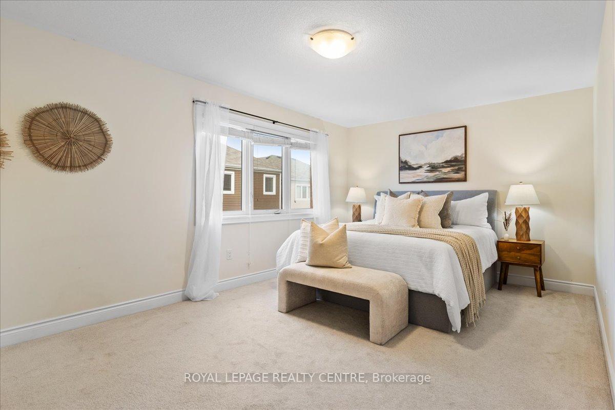 Photo 27 of 263 Grovehill Crescent, Kitchener — HOMEH