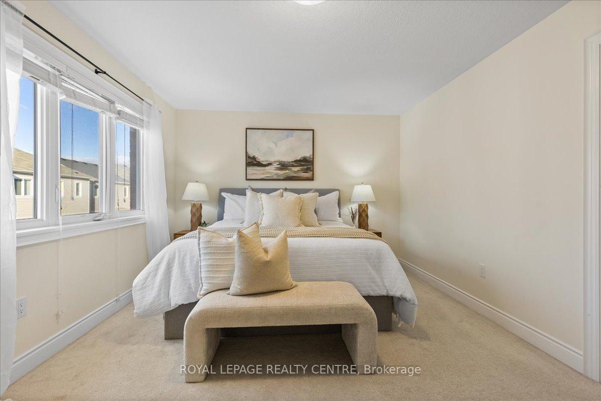 Photo 36 of 263 Grovehill Crescent, Kitchener — HOMEH