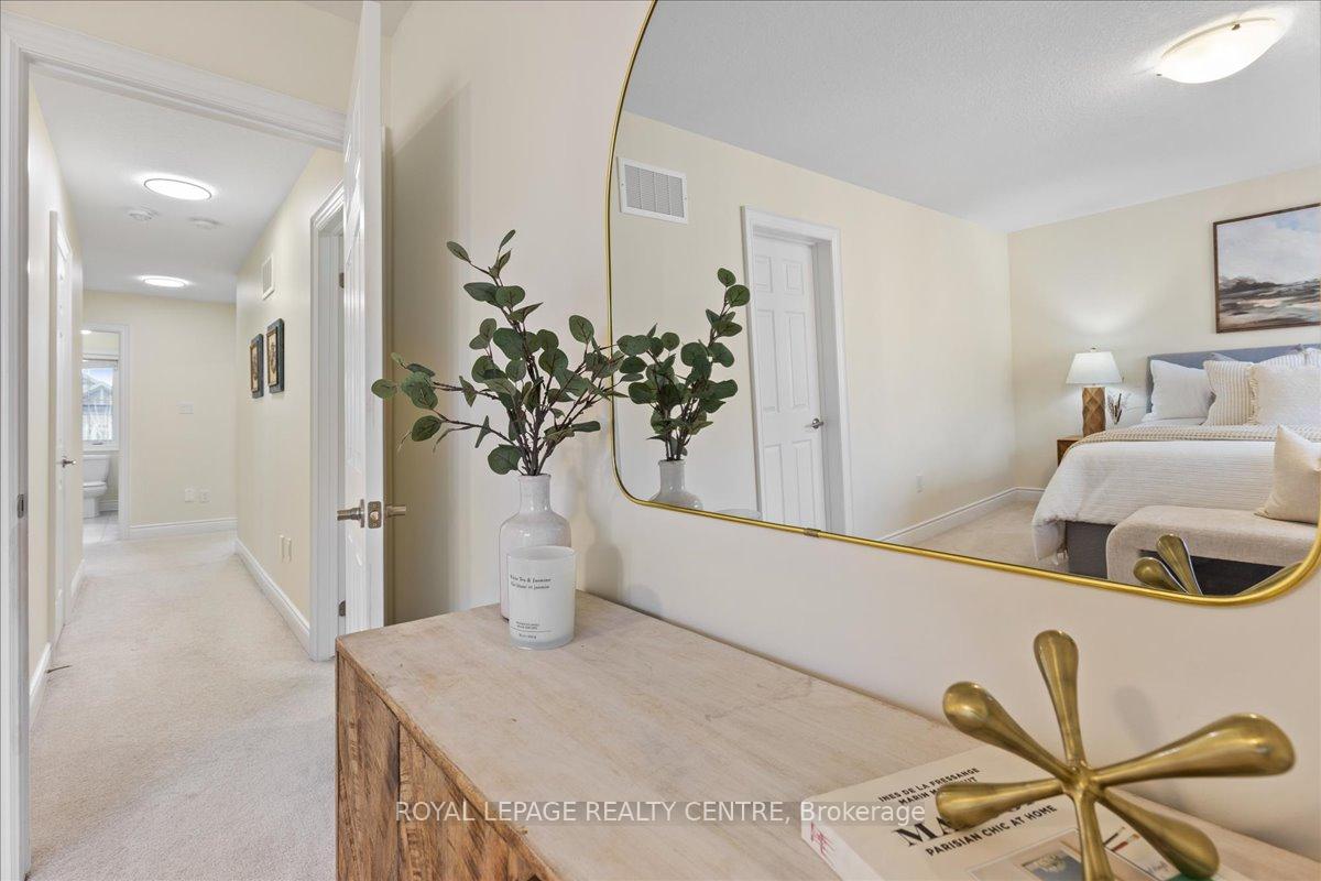 Photo 31 of 263 Grovehill Crescent, Kitchener — HOMEH