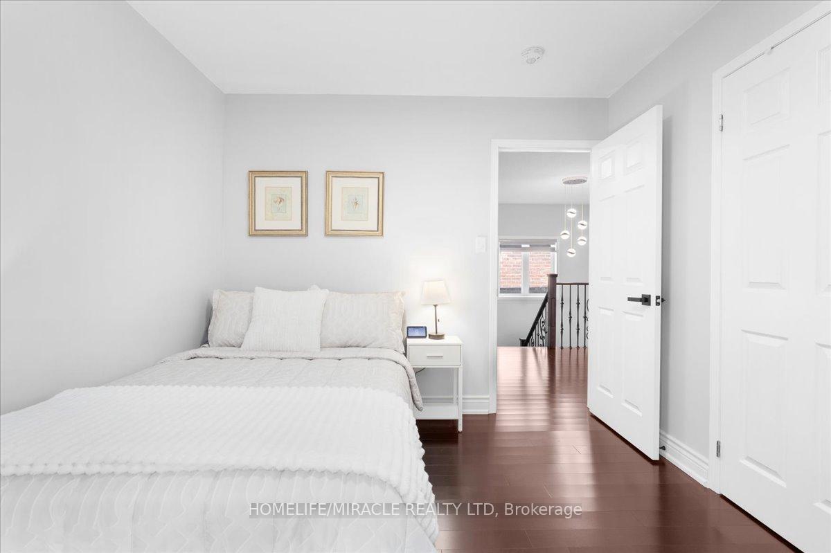 Photo 37 of 29 Charcoal Way, Brampton, Bram West — HOMEH