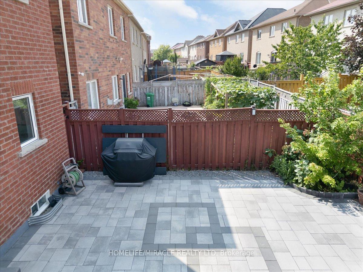Photo 47 of 29 Charcoal Way, Brampton, Bram West — HOMEH