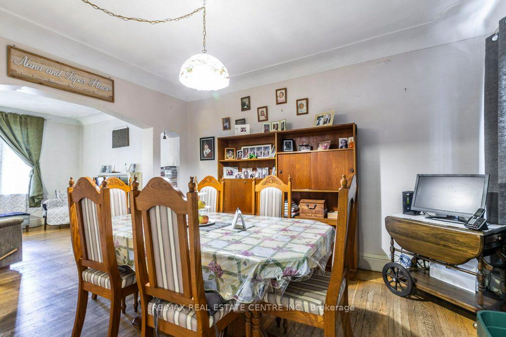 Photo 5 of 1264 King Street E, Hamilton, Crown Point — HOMEH