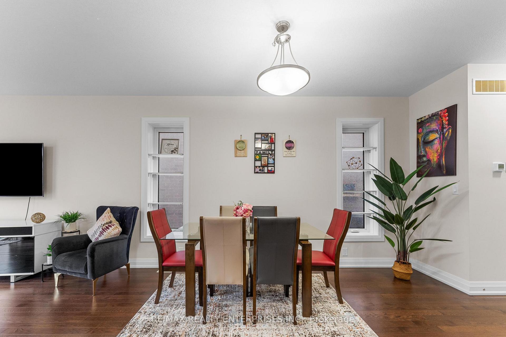 Photo 5 of 214 Sedgewood Street, Kitchener — HOMEH