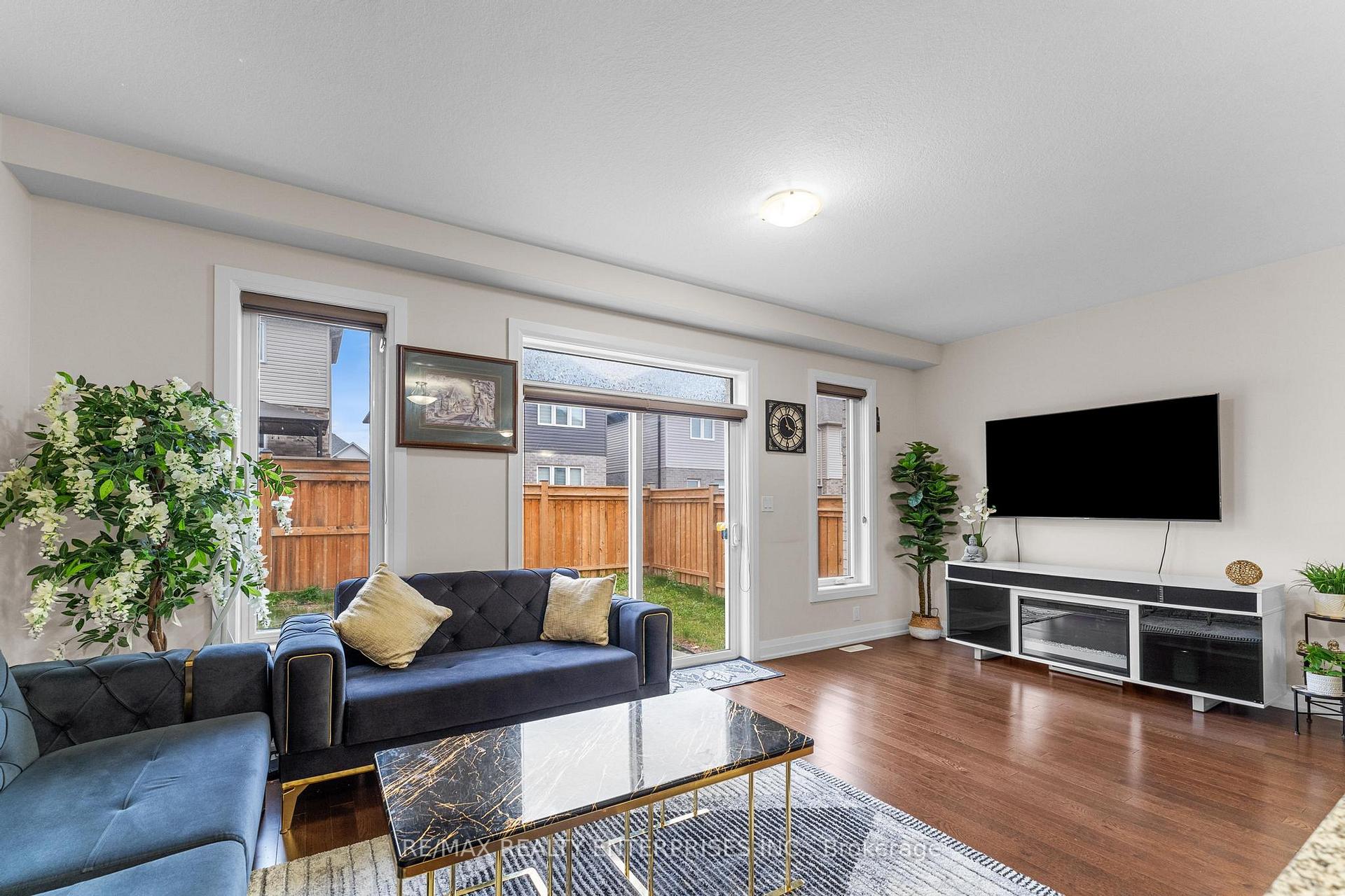 Photo 22 of 214 Sedgewood Street, Kitchener — HOMEH