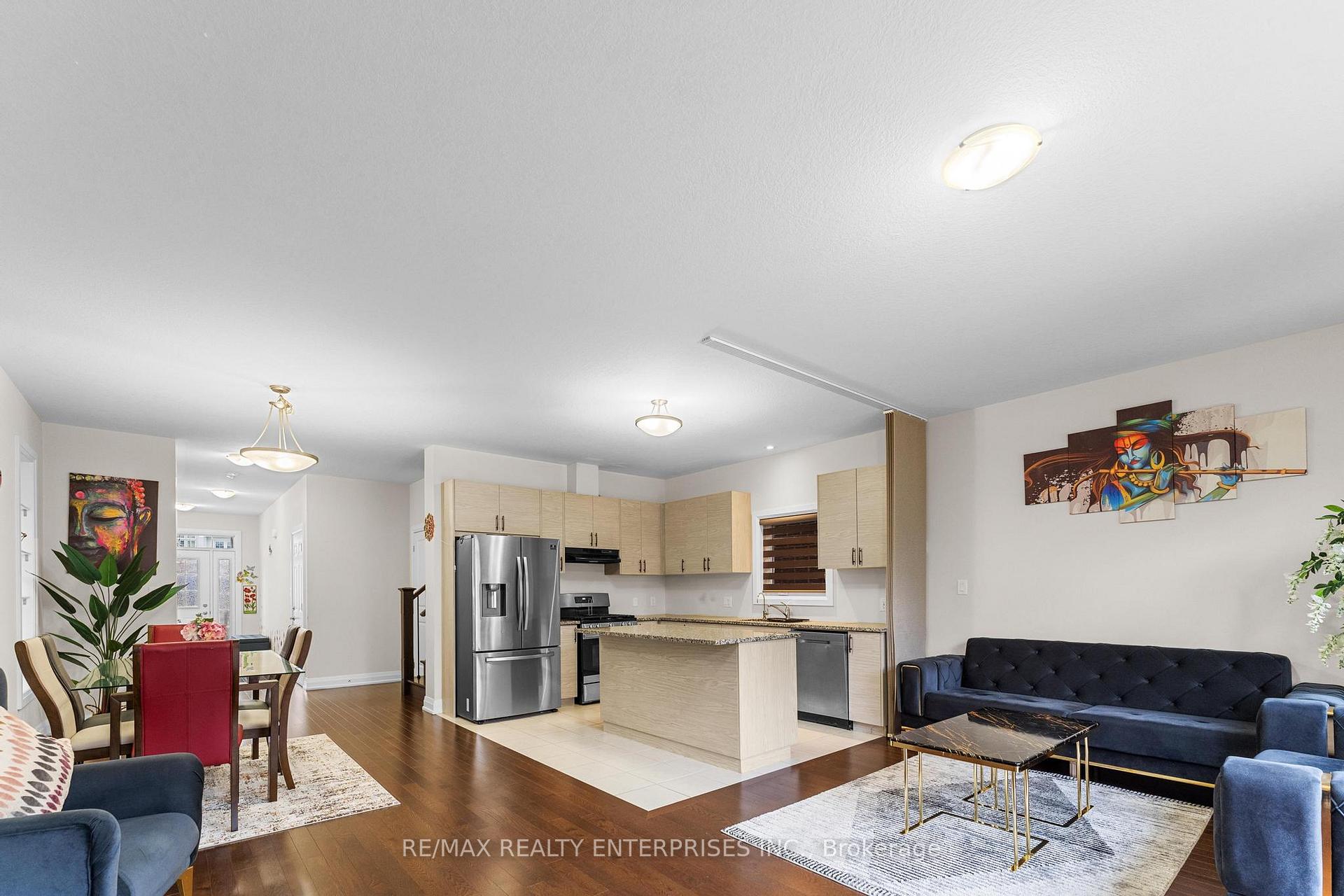Photo 16 of 214 Sedgewood Street, Kitchener — HOMEH