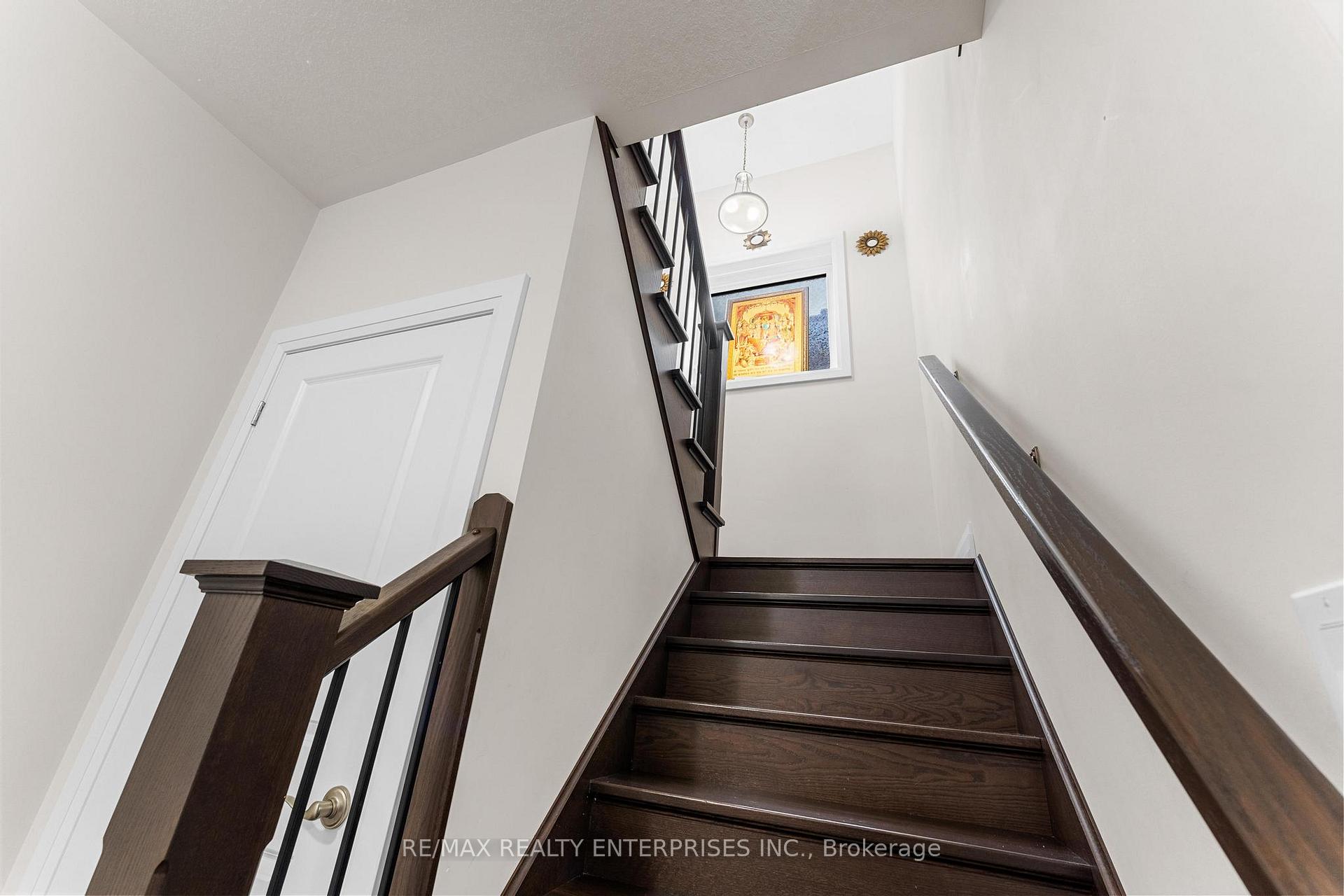 Photo 17 of 214 Sedgewood Street, Kitchener — HOMEH