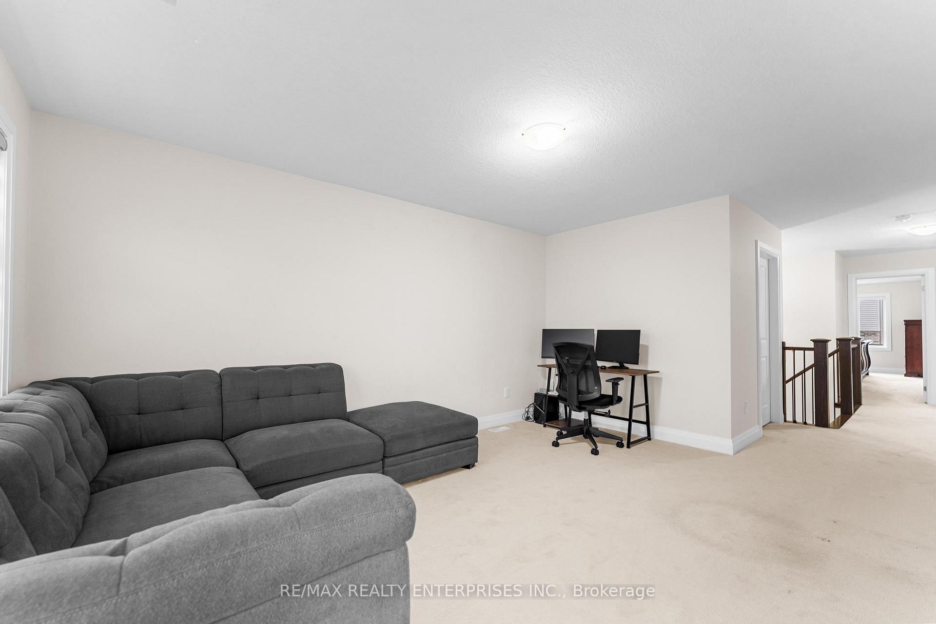 Photo 15 of 214 Sedgewood Street, Kitchener — HOMEH