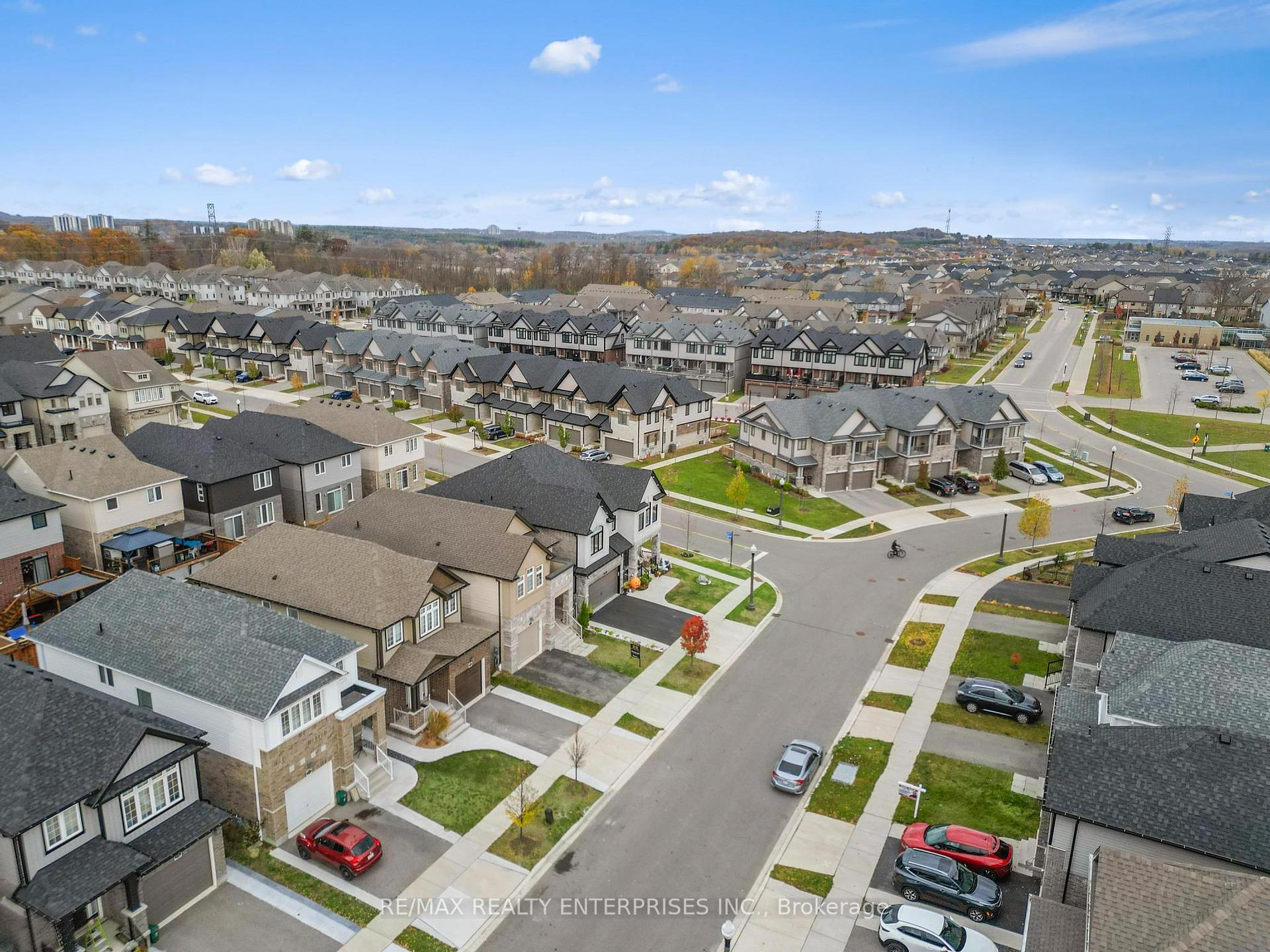 Photo 34 of 214 Sedgewood Street, Kitchener — HOMEH