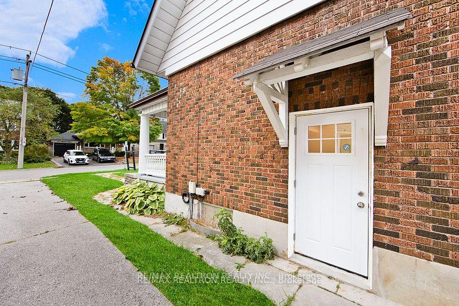 Photo 22 of 50 Aberdeen Street, Oshawa, O'Neill — HOMEH