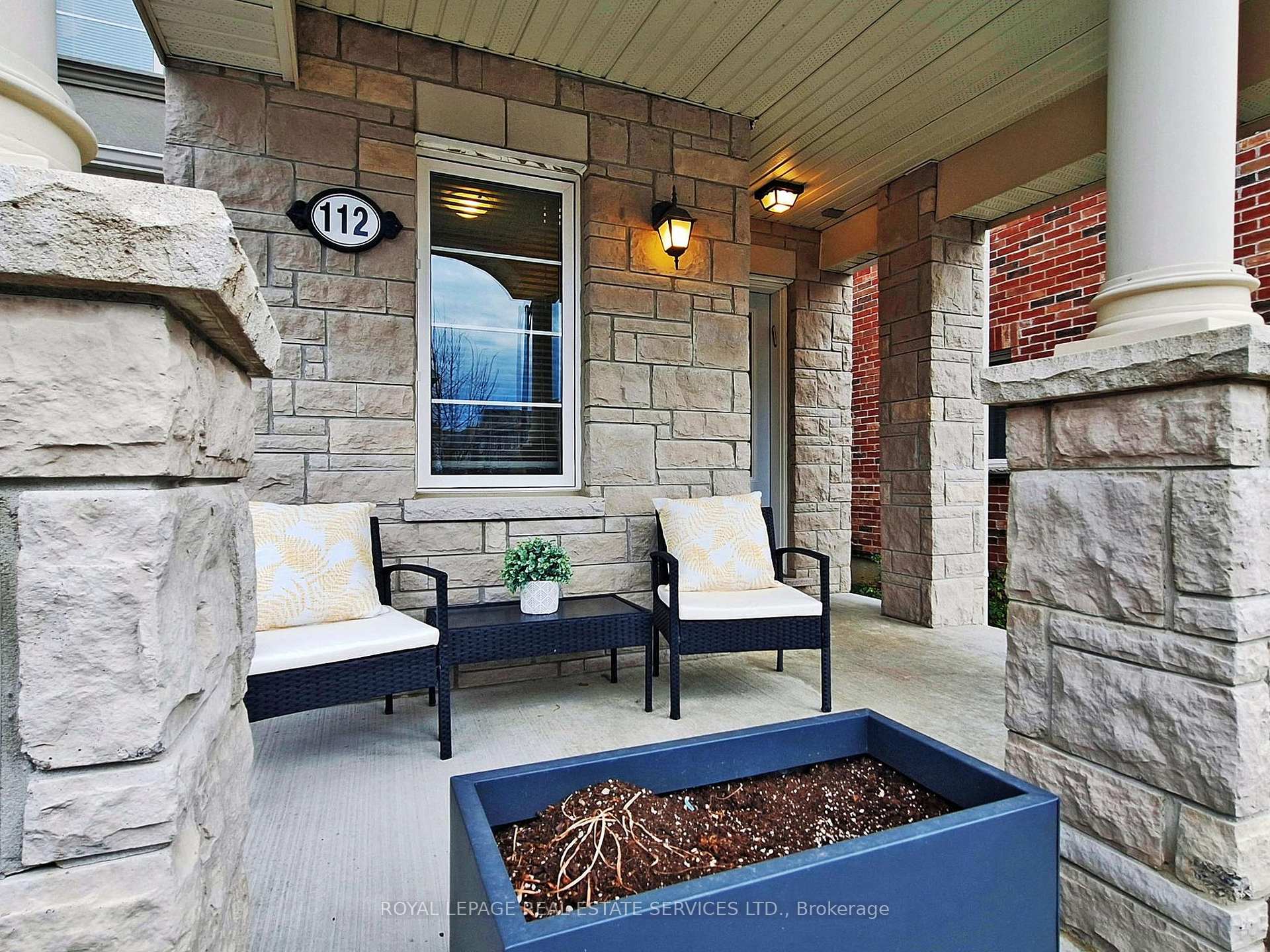Photo 16 of 112 Hutt Crescent, Aurora, Rural Aurora — HOMEH