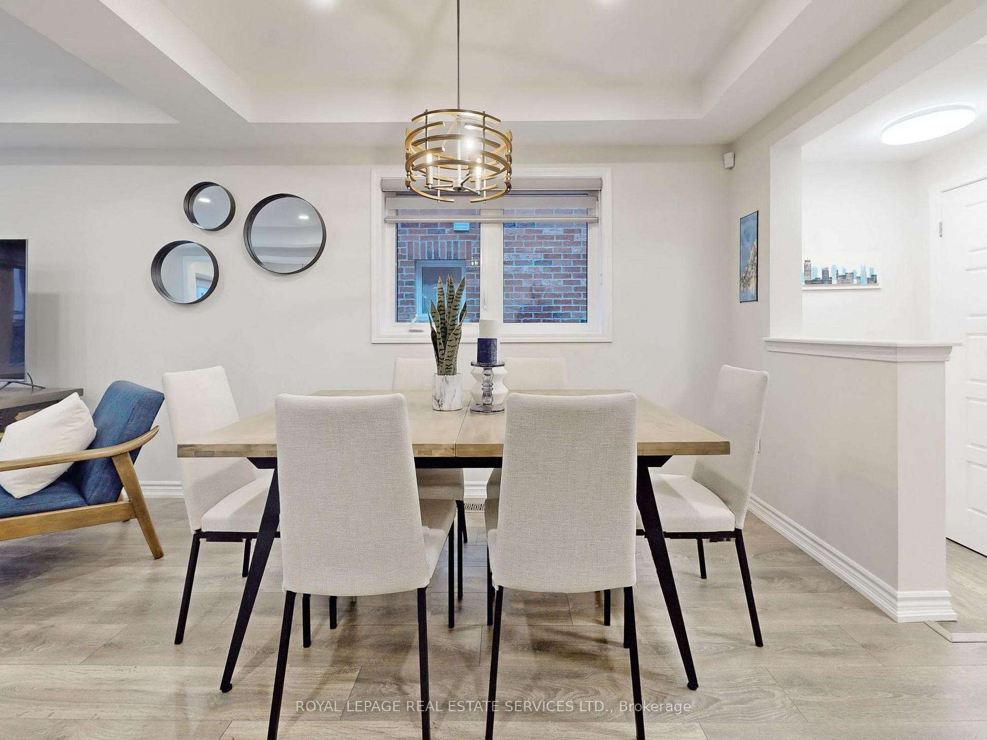 Photo 5 of 112 Hutt Crescent, Aurora, Rural Aurora — HOMEH
