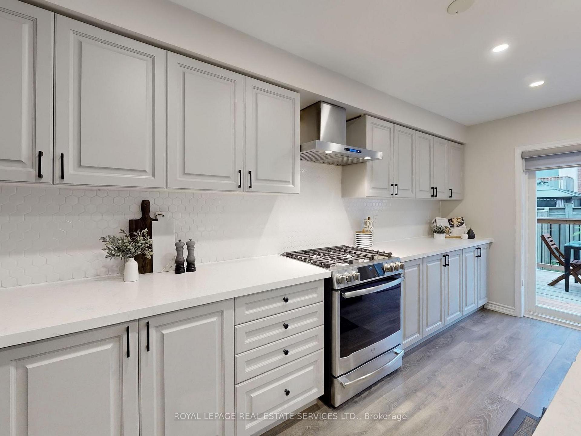 Photo 20 of 112 Hutt Crescent, Aurora, Rural Aurora — HOMEH