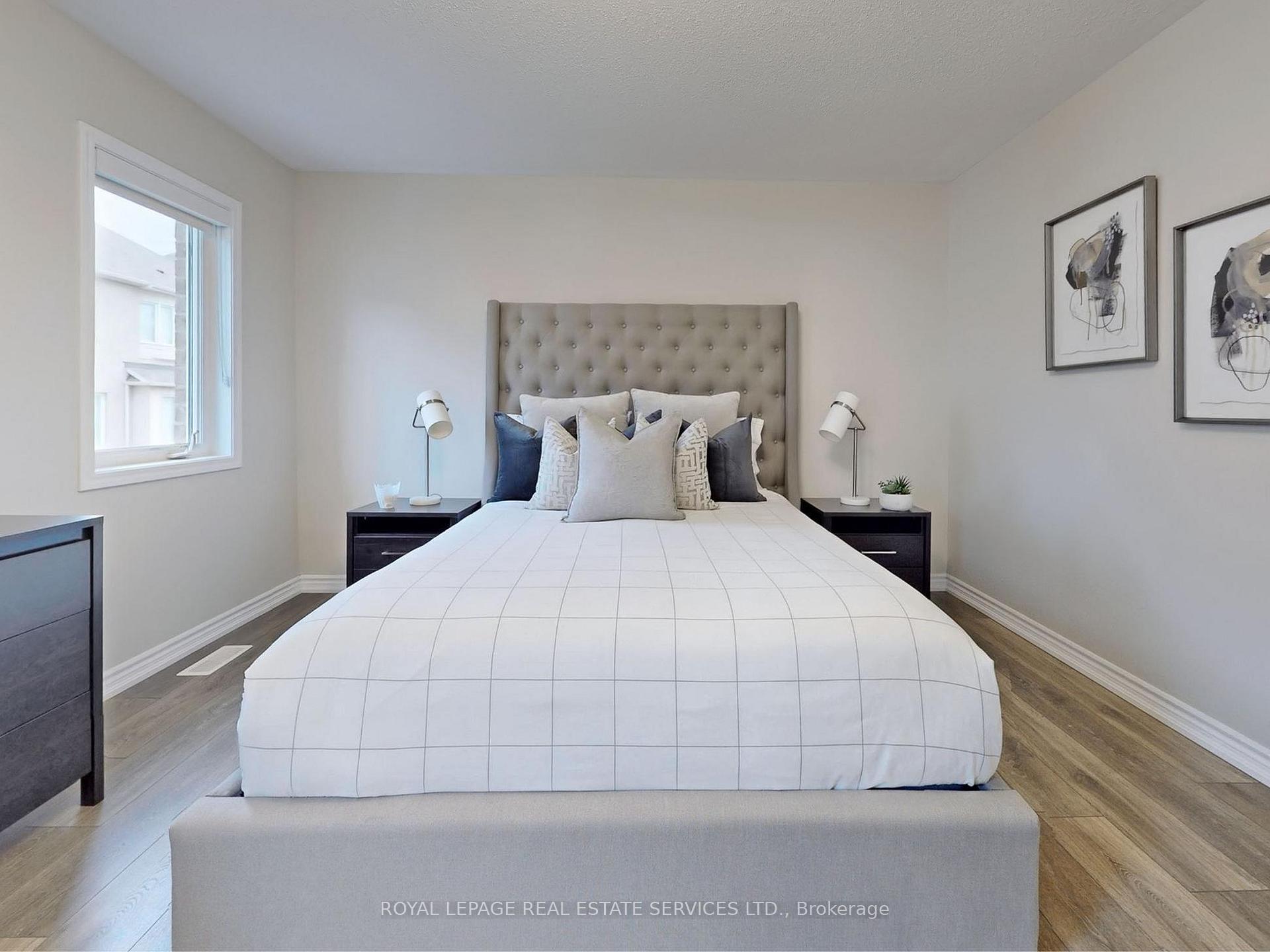 Photo 35 of 112 Hutt Crescent, Aurora, Rural Aurora — HOMEH