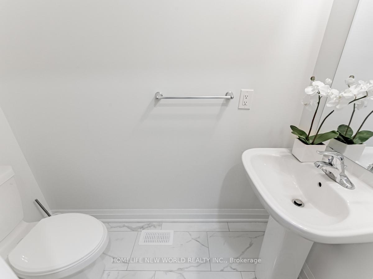 Photo 11 of 70 Therma Crescent, Markham, Victoria Square — HOMEH