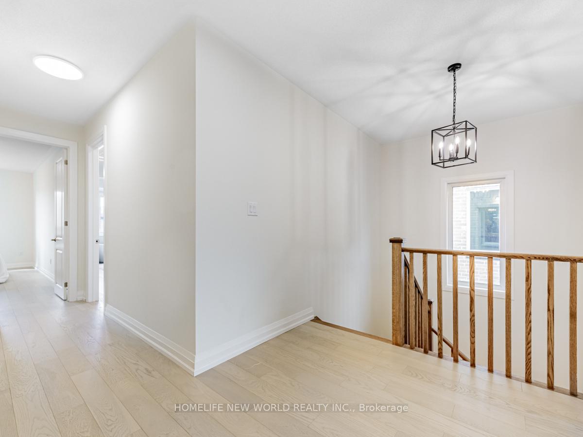 Photo 19 of 70 Therma Crescent, Markham, Victoria Square — HOMEH