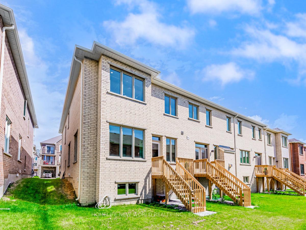 Photo 28 of 70 Therma Crescent, Markham, Victoria Square — HOMEH