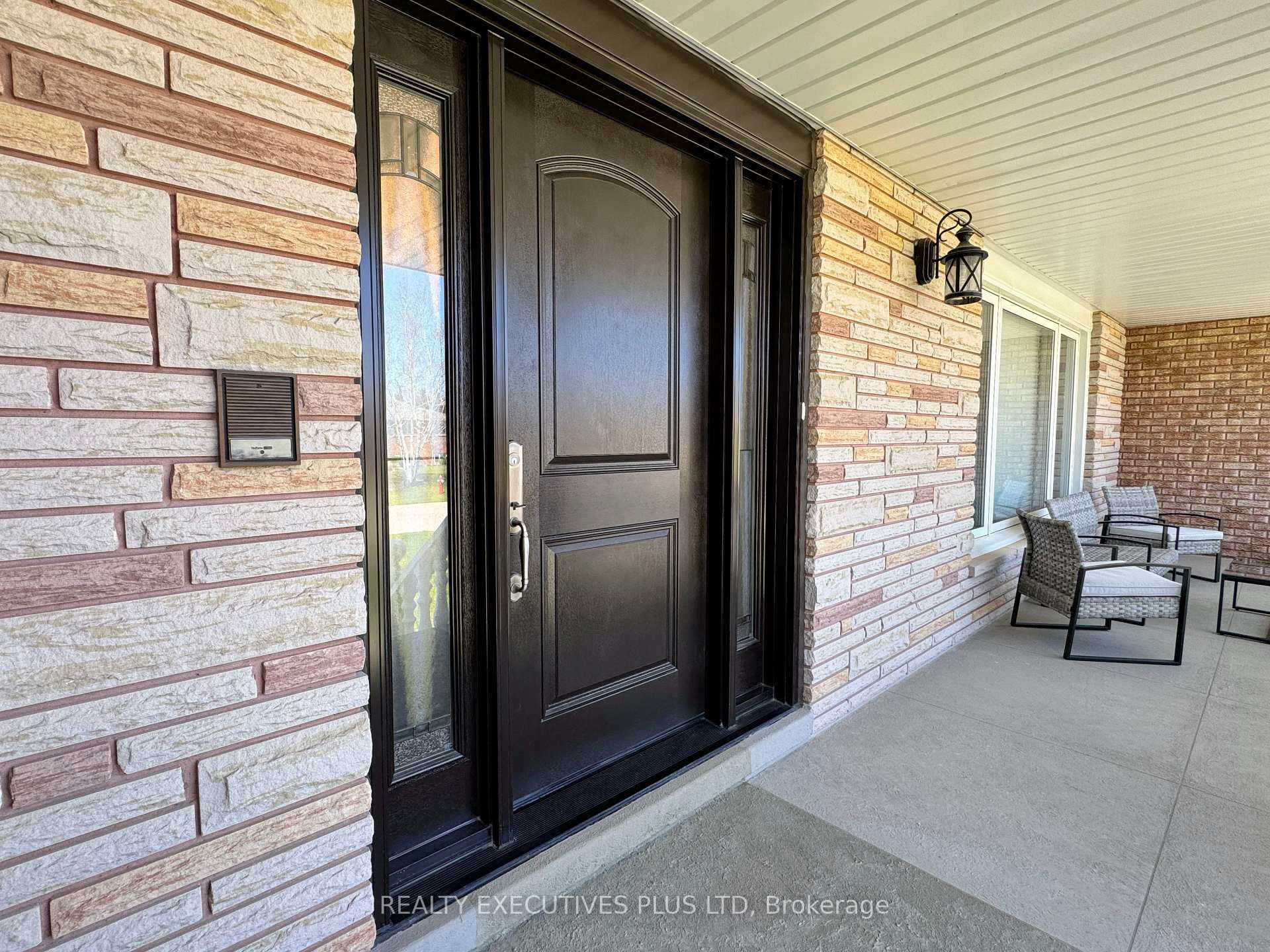 Photo 16 of 6 Mcleod Court, Caledon, Caledon East — HOMEH