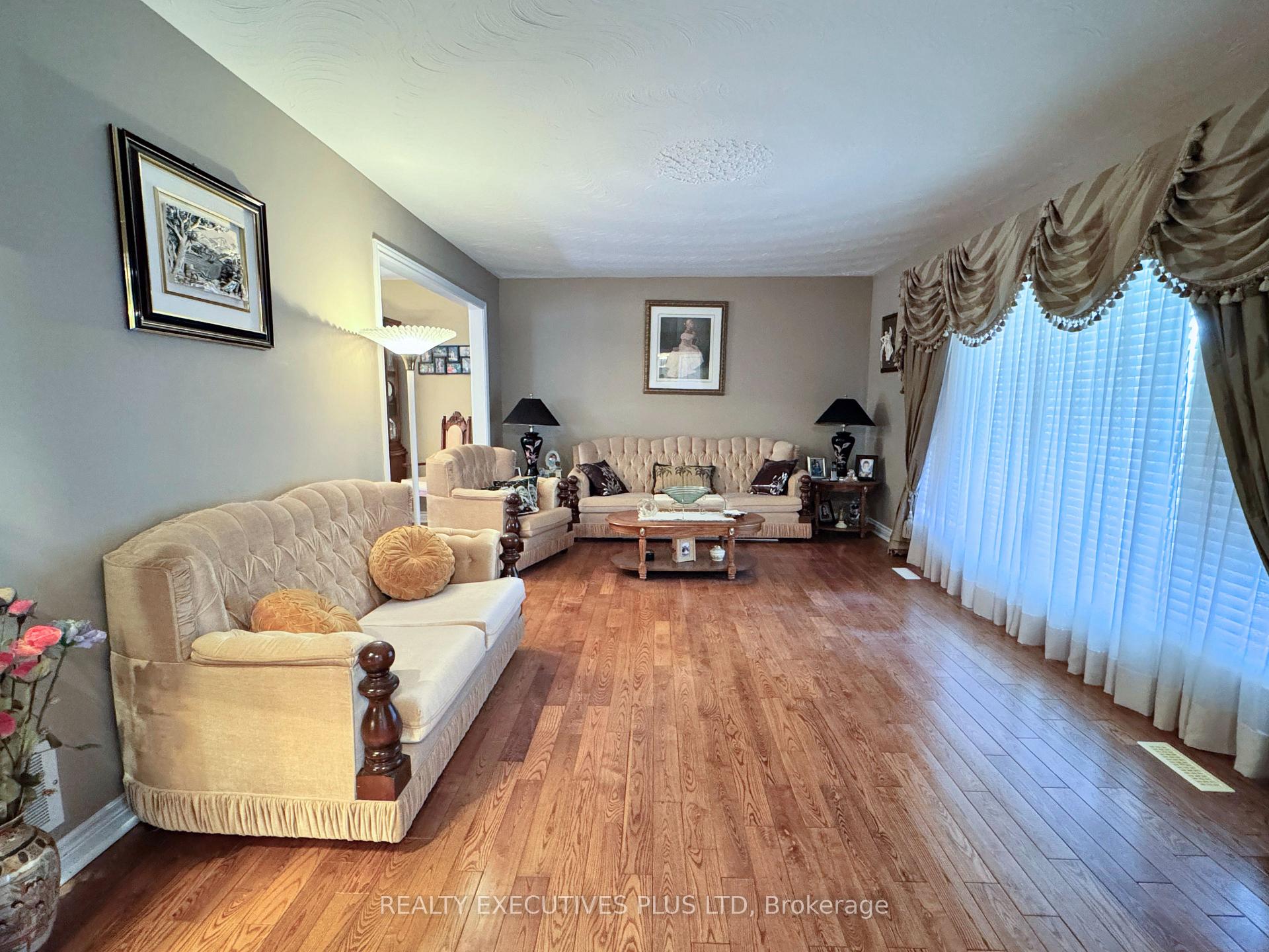 Photo 26 of 6 Mcleod Court, Caledon, Caledon East — HOMEH