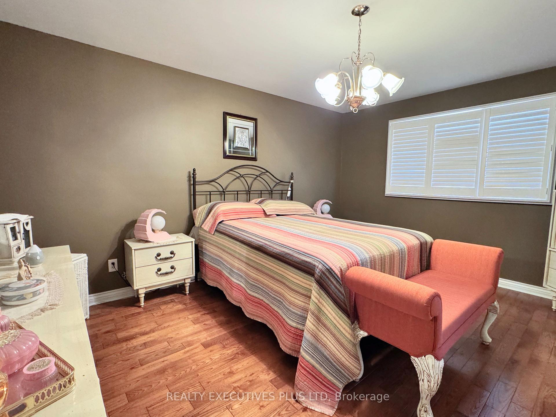 Photo 38 of 6 Mcleod Court, Caledon, Caledon East — HOMEH