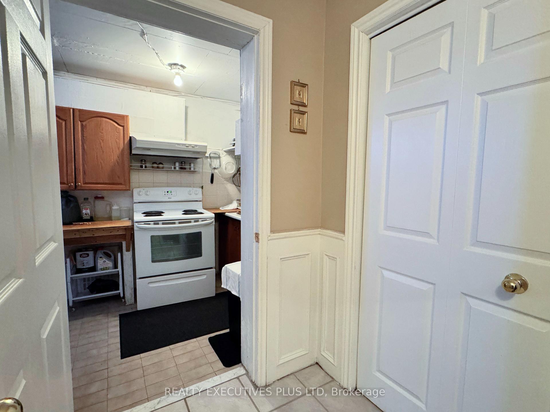 Photo 15 of 6 Mcleod Court, Caledon, Caledon East — HOMEH