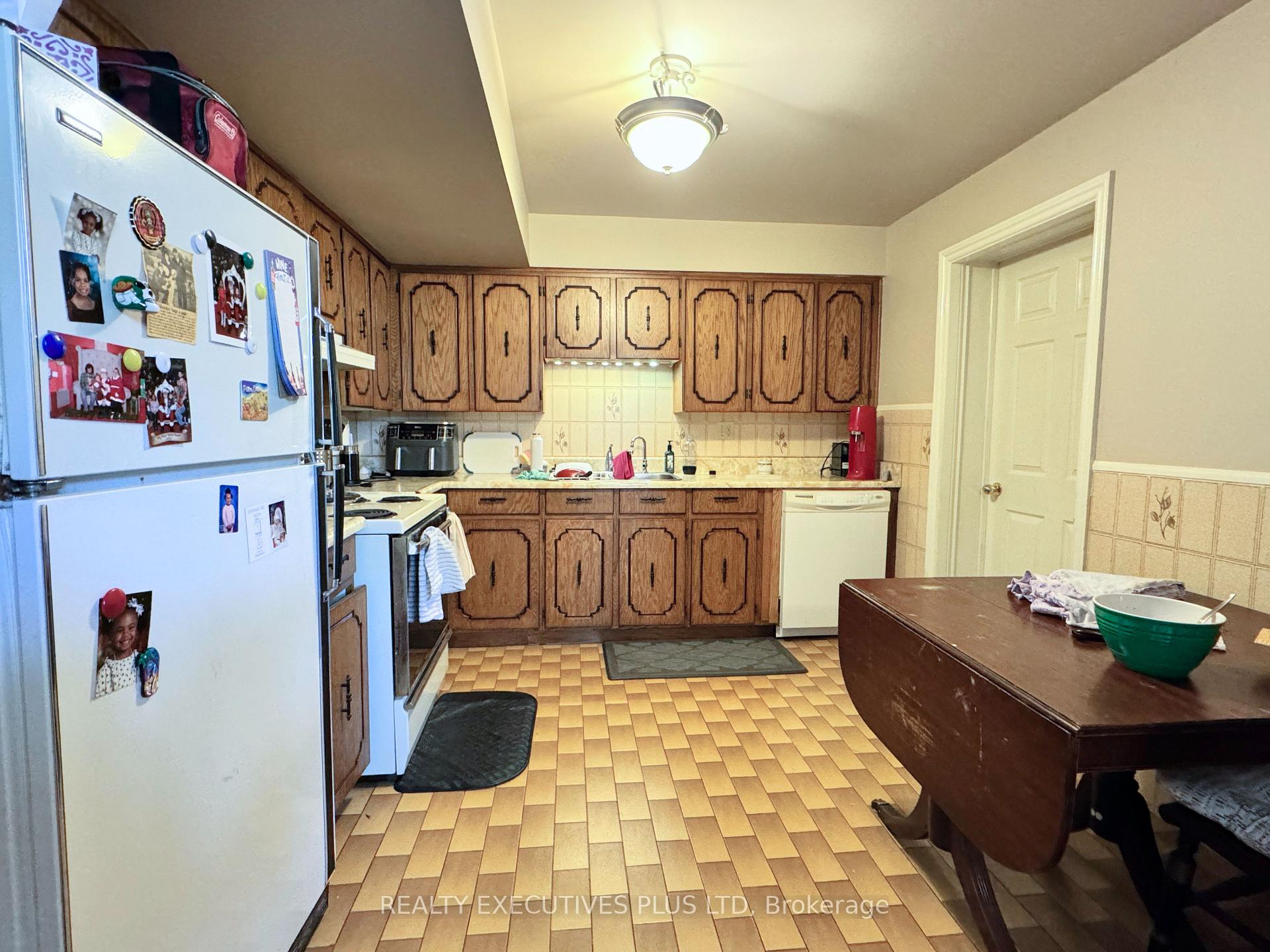 Photo 27 of 6 Mcleod Court, Caledon, Caledon East — HOMEH
