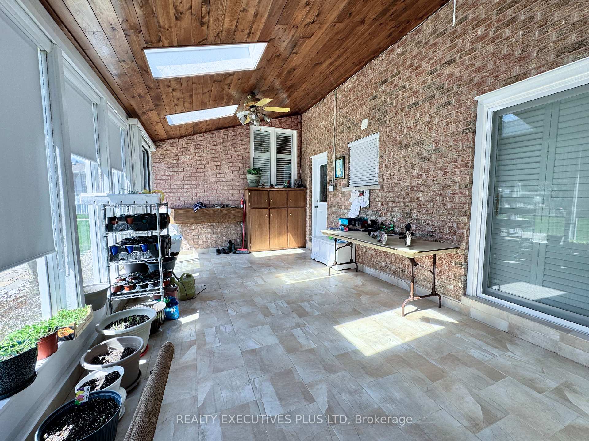 Photo 22 of 6 Mcleod Court, Caledon, Caledon East — HOMEH