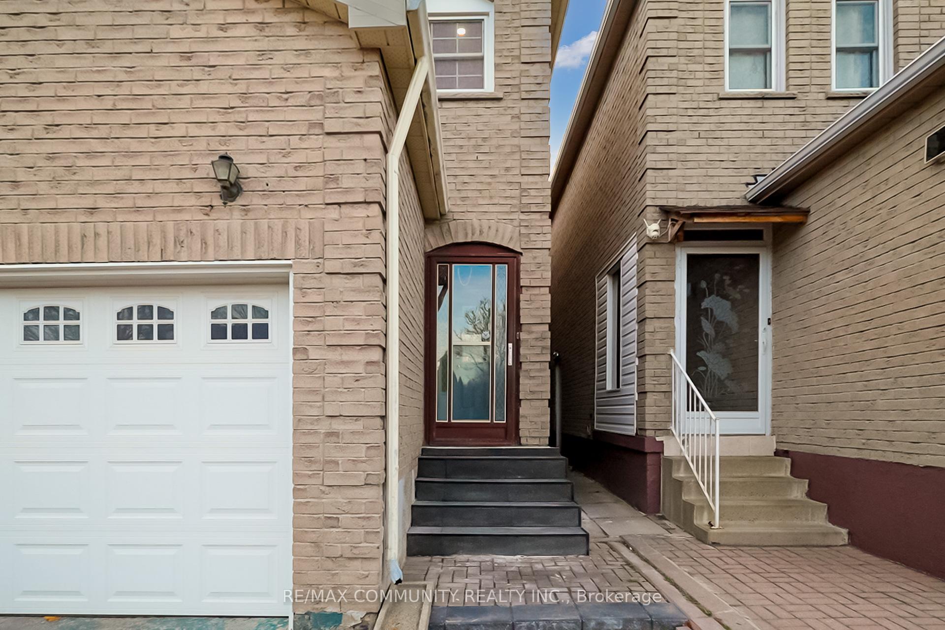 Photo 39 of 37 Irenemount Crescent, Markham, Middlefield — HOMEH
