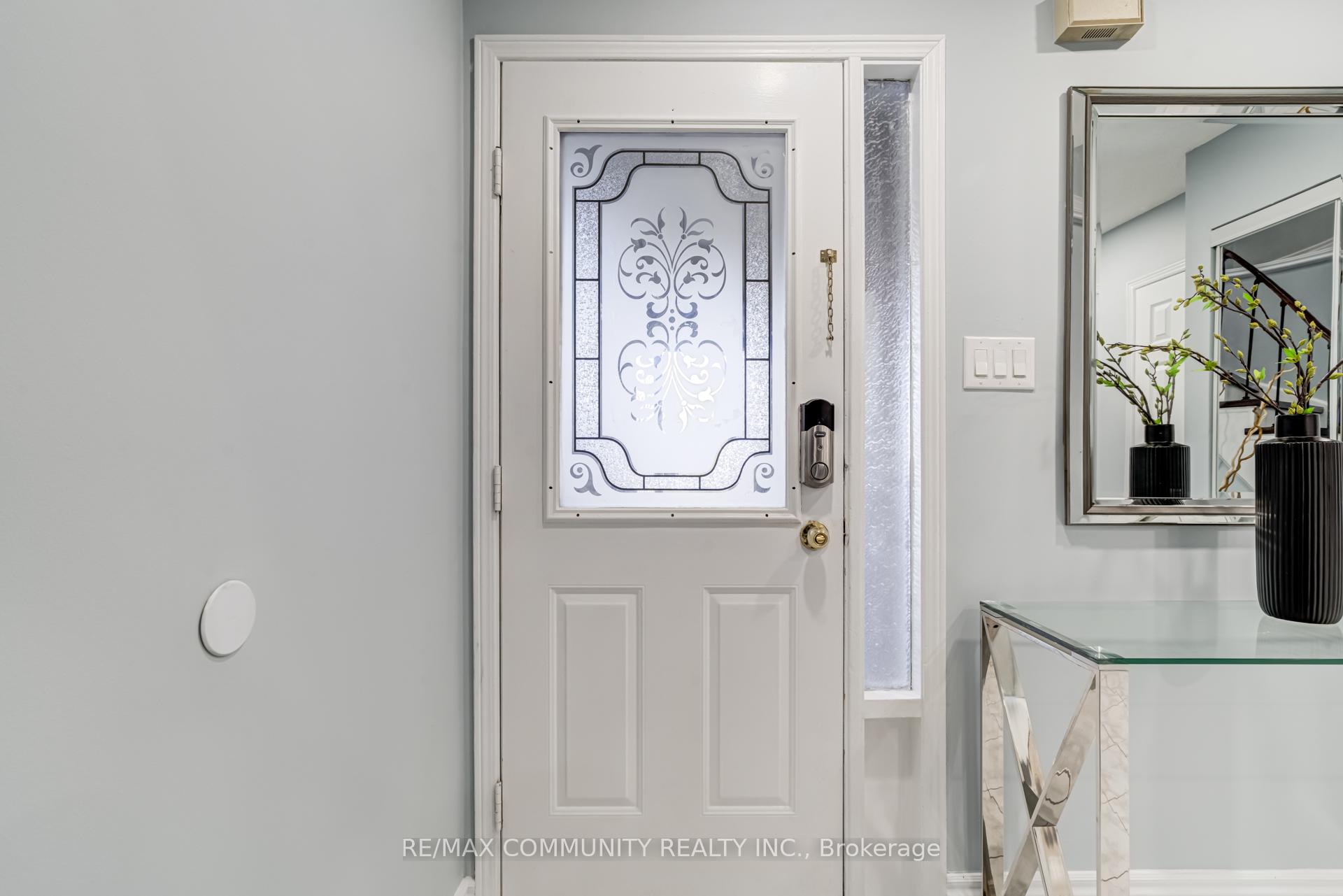 Photo 37 of 37 Irenemount Crescent, Markham, Middlefield — HOMEH