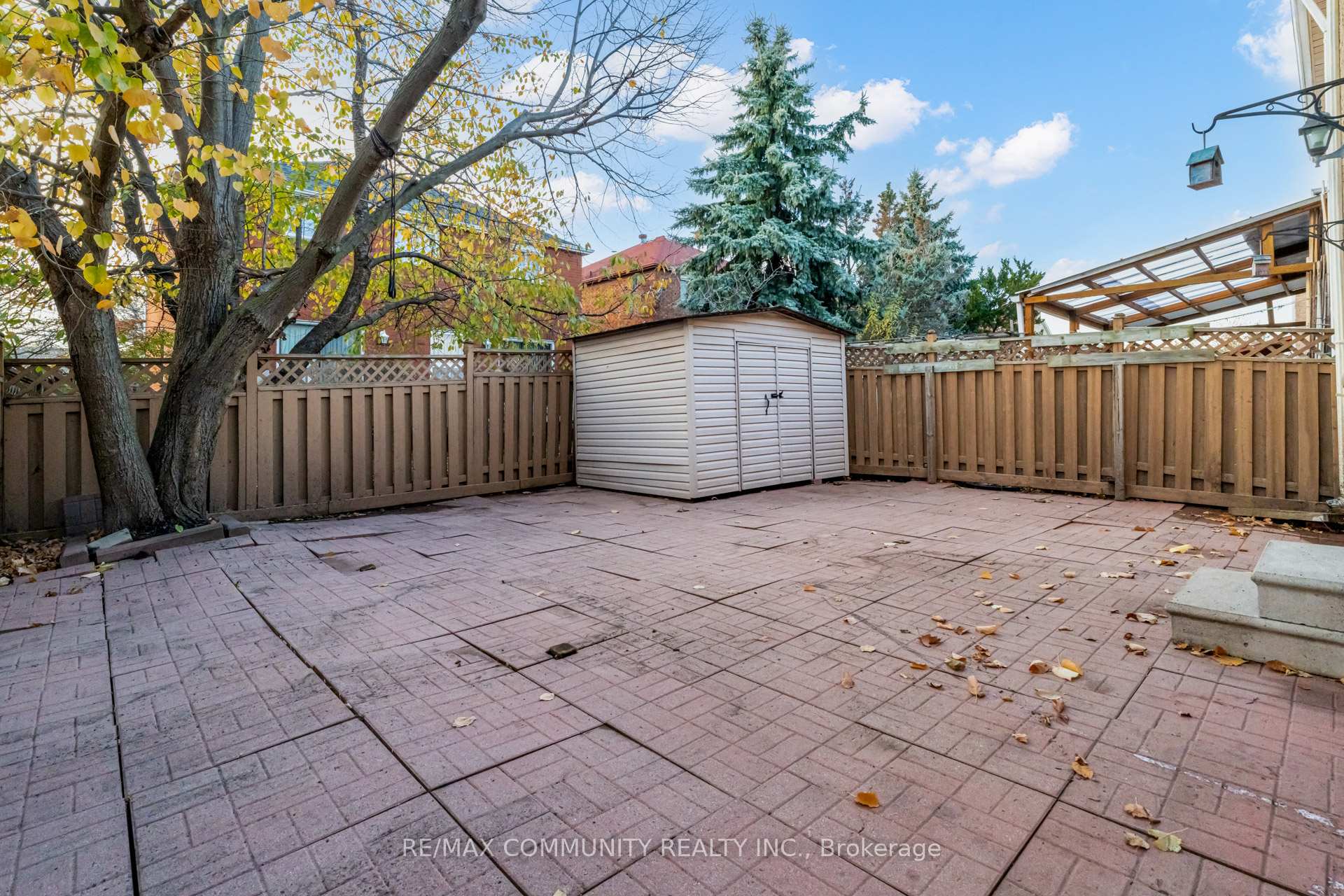 Photo 36 of 37 Irenemount Crescent, Markham, Middlefield — HOMEH