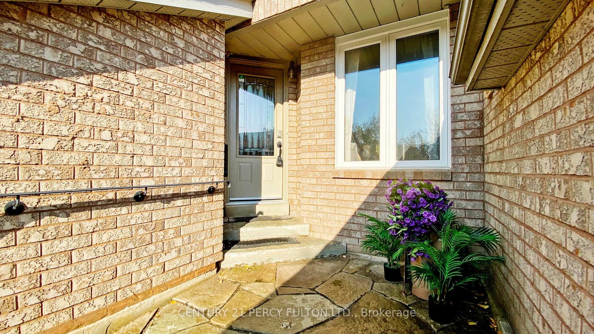 Photo 9 of 51 Heaver Drive, Whitby, Pringle Creek — HOMEH