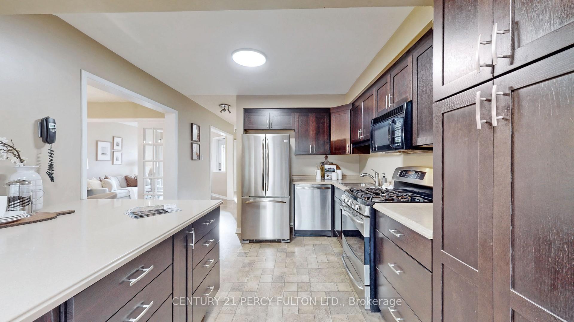 Photo 11 of 51 Heaver Drive, Whitby, Pringle Creek — HOMEH