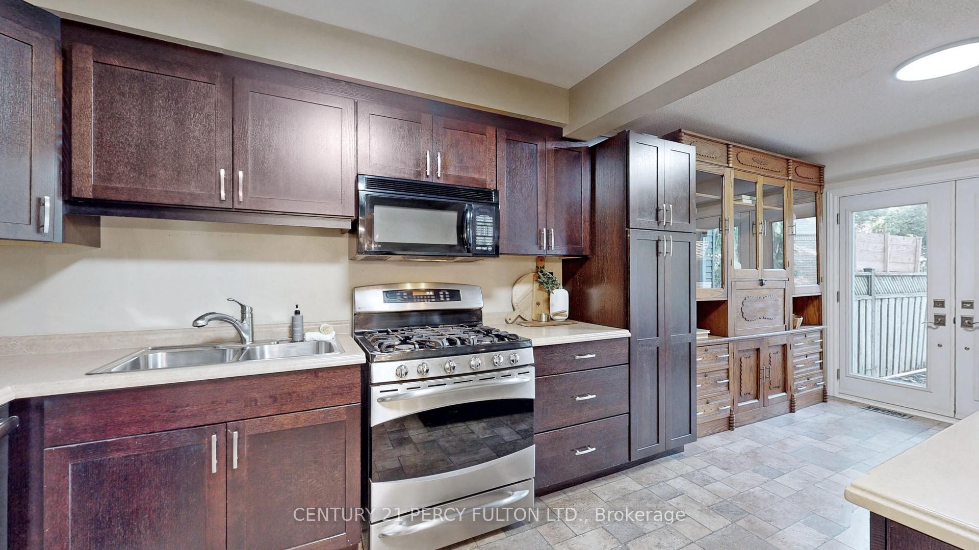 Photo 16 of 51 Heaver Drive, Whitby, Pringle Creek — HOMEH