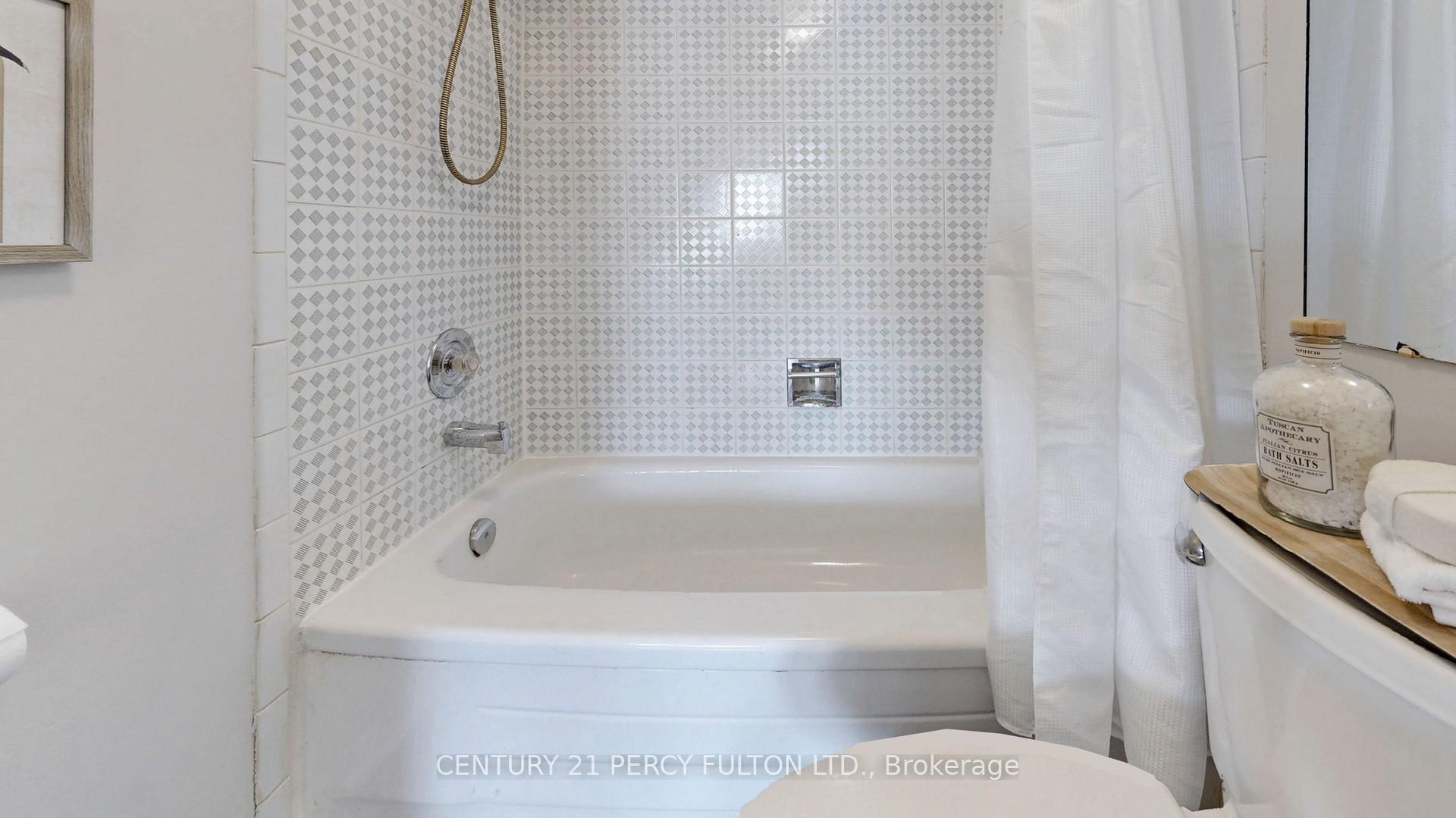 Photo 21 of 51 Heaver Drive, Whitby, Pringle Creek — HOMEH