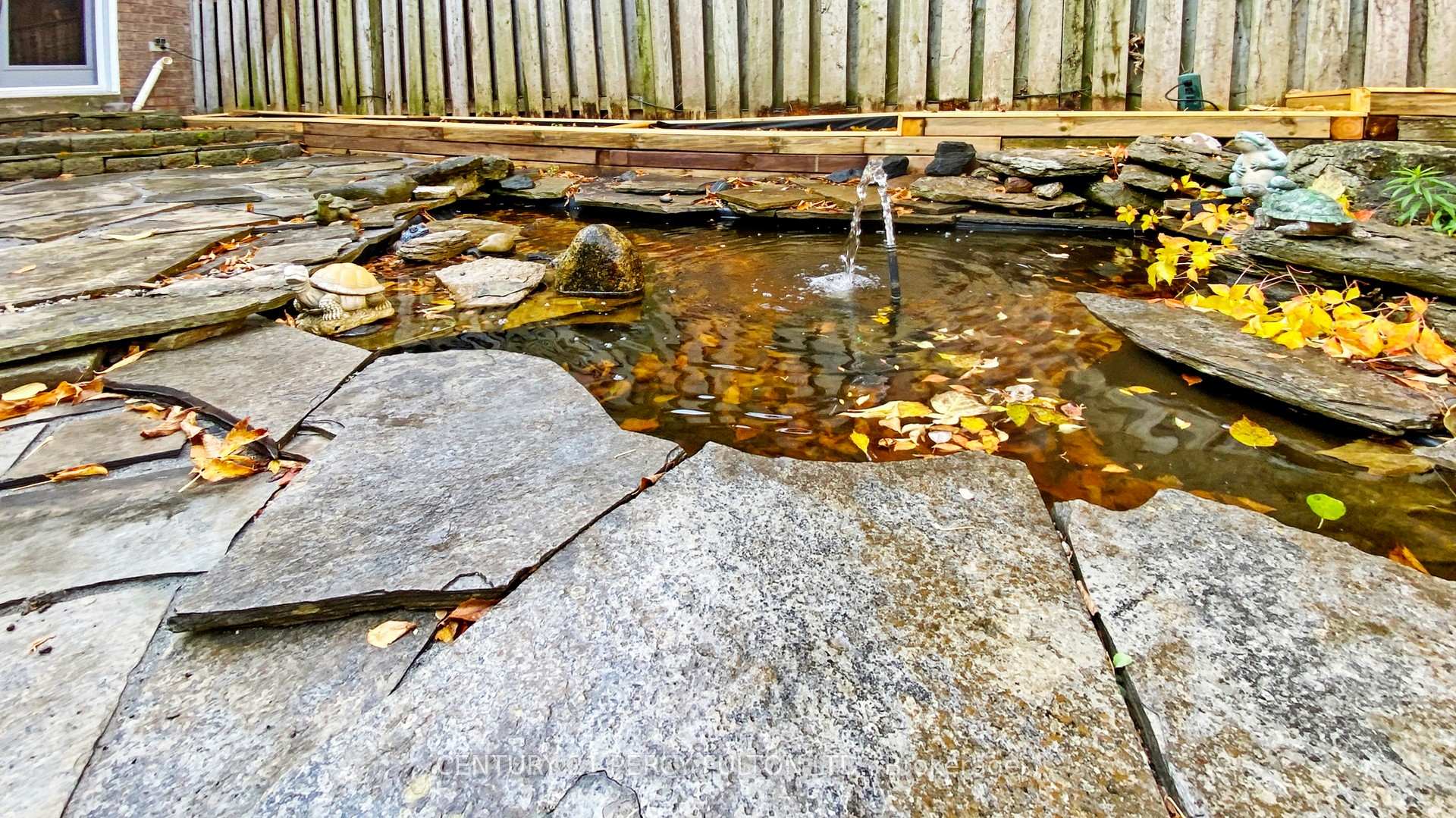 Photo 35 of 51 Heaver Drive, Whitby, Pringle Creek — HOMEH