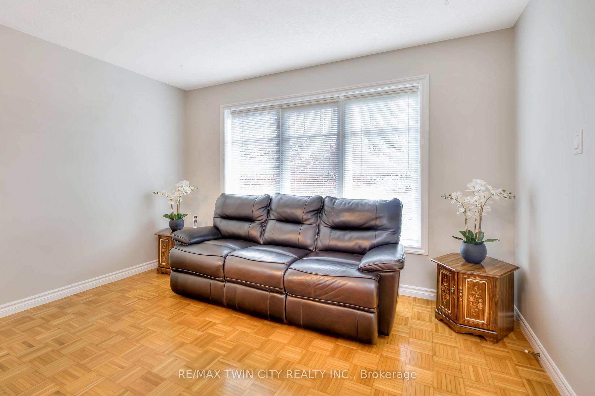 Photo 3 of 78 Misty Street, Kitchener — HOMEH