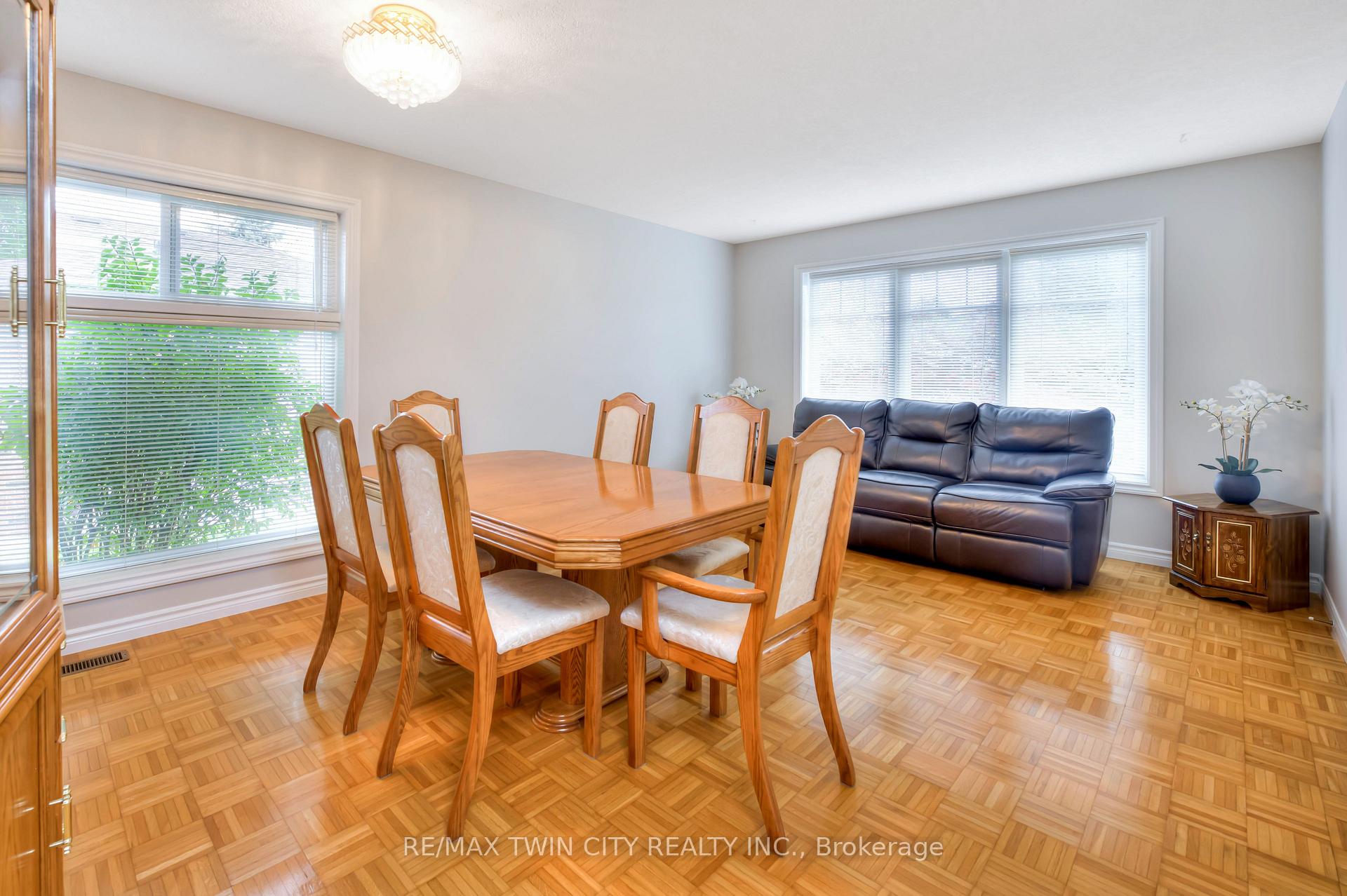 Photo 11 of 78 Misty Street, Kitchener — HOMEH
