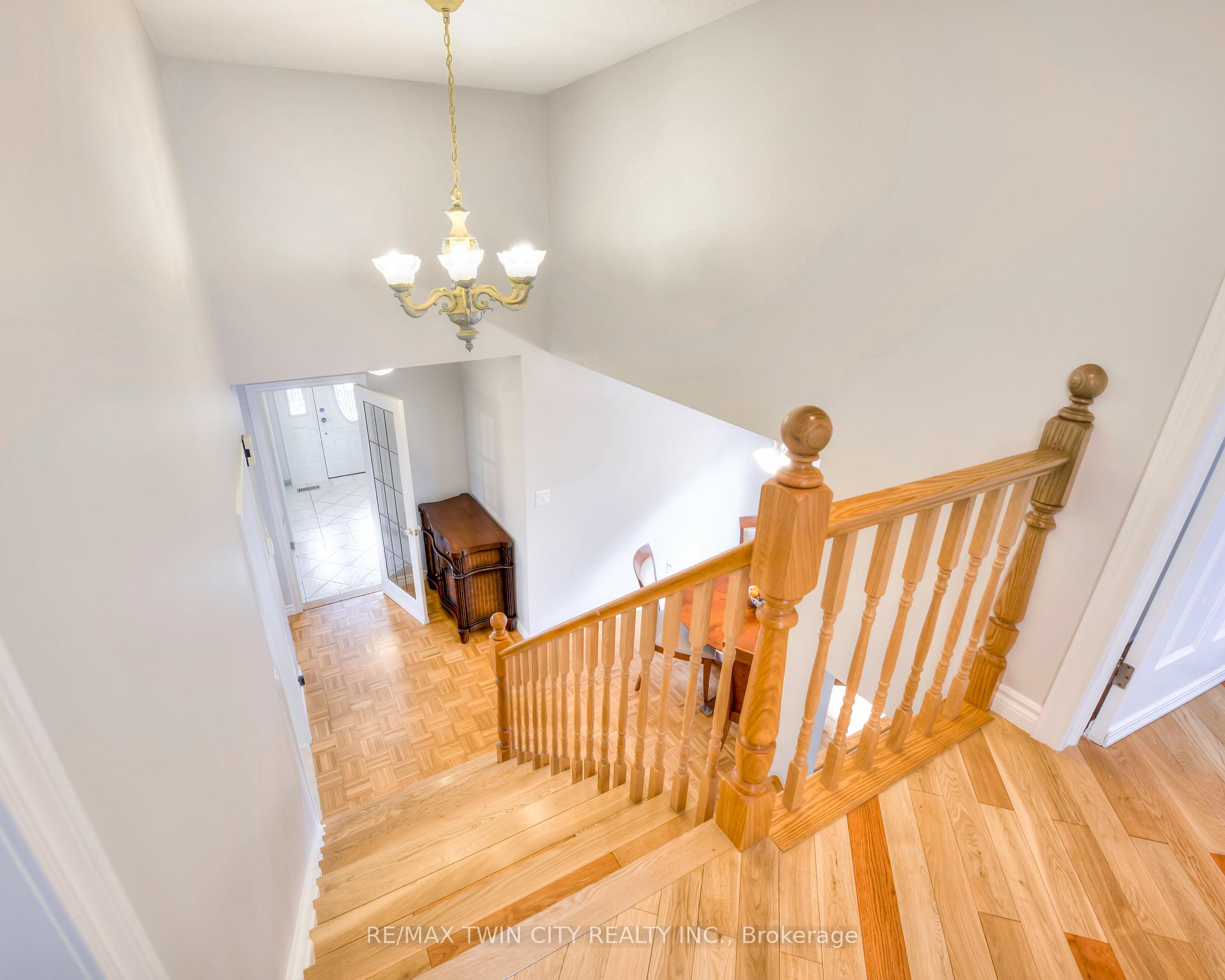 Photo 7 of 78 Misty Street, Kitchener — HOMEH