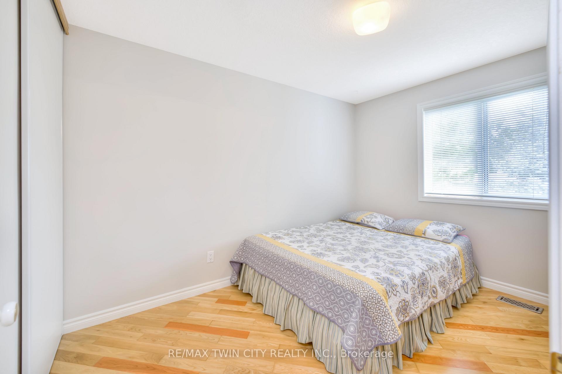 Photo 13 of 78 Misty Street, Kitchener — HOMEH