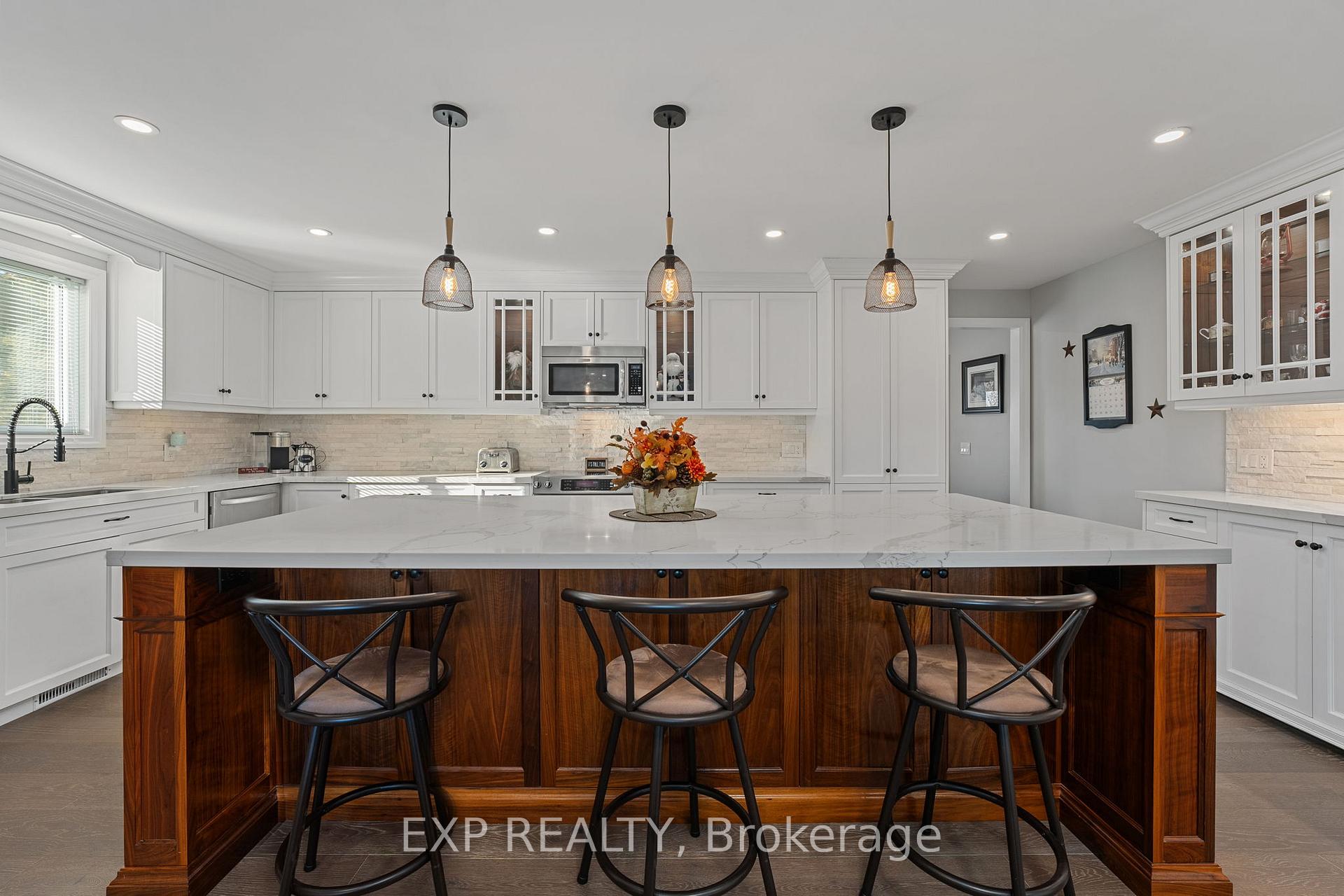 Photo 4 of 36 Nancy Avenue, Brock, Beaverton — HOMEH