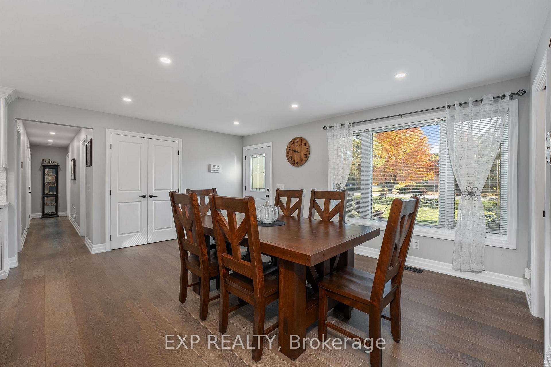 Photo 10 of 36 Nancy Avenue, Brock, Beaverton — HOMEH