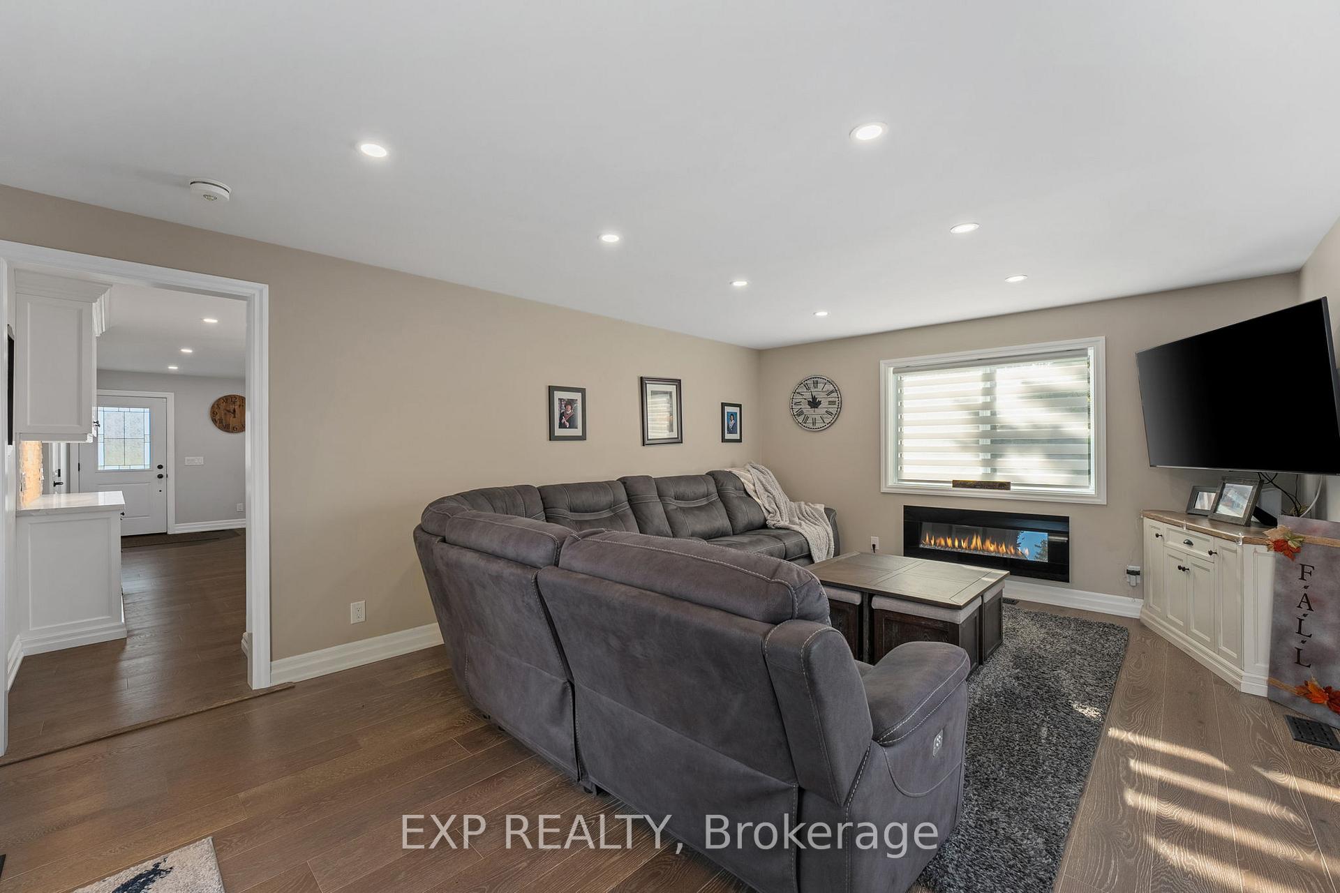 Photo 17 of 36 Nancy Avenue, Brock, Beaverton — HOMEH